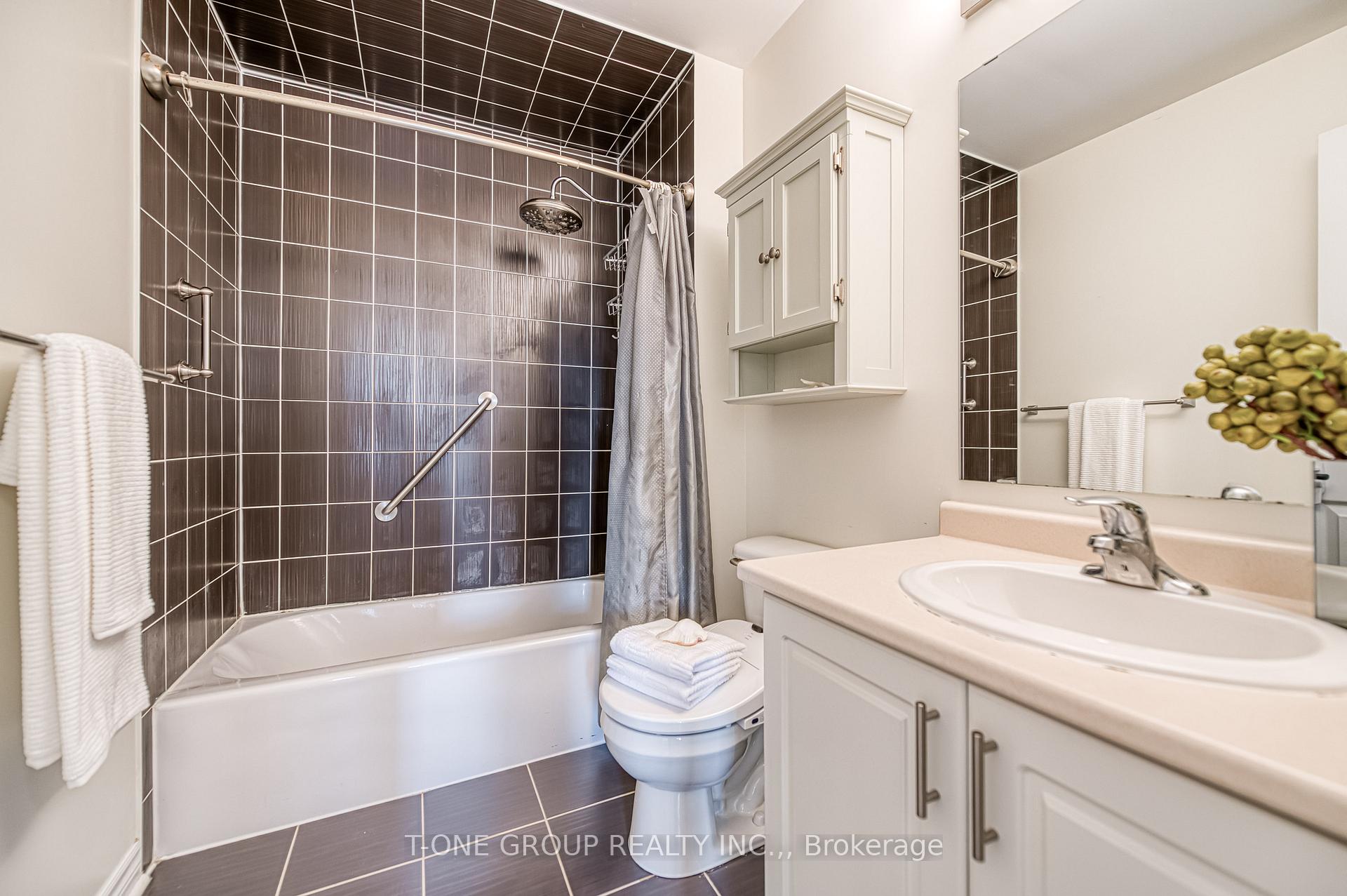 Photo 32 of 105 Battista Perri Drive, Markham, Wismer — HOMEH
