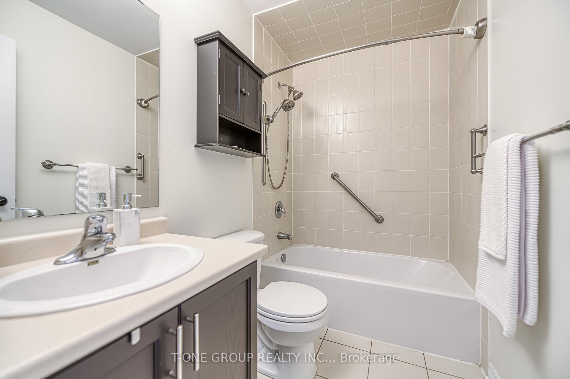 Photo 35 of 105 Battista Perri Drive, Markham, Wismer — HOMEH
