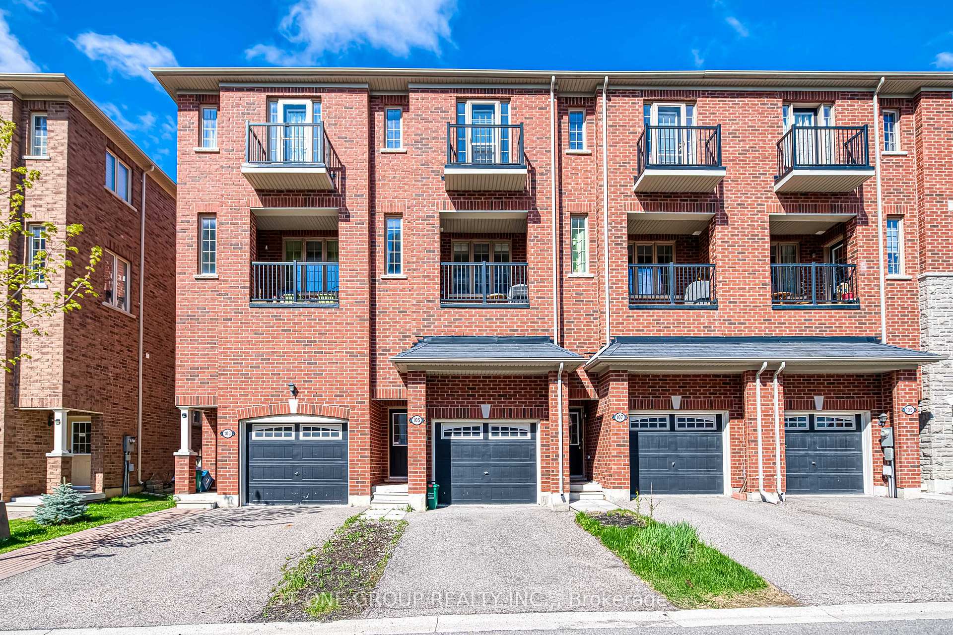 Photo 37 of 105 Battista Perri Drive, Markham, Wismer — HOMEH
