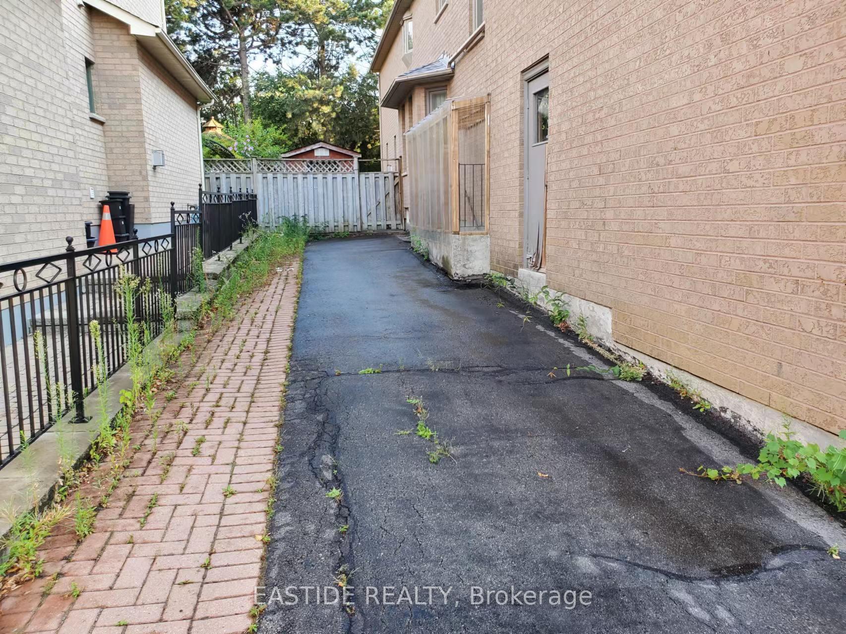 Photo 2 of Unit Basemt, 62 Bradgate Drive, Markham, Thornlea — HOMEH