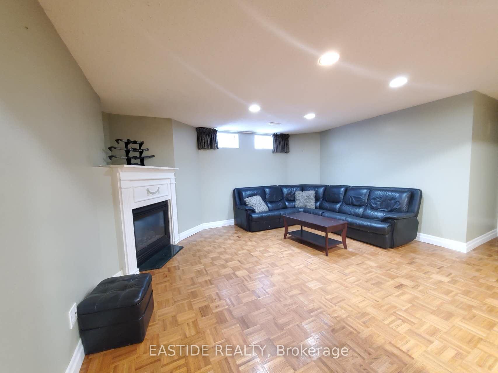 Photo 3 of Unit Basemt, 62 Bradgate Drive, Markham, Thornlea — HOMEH