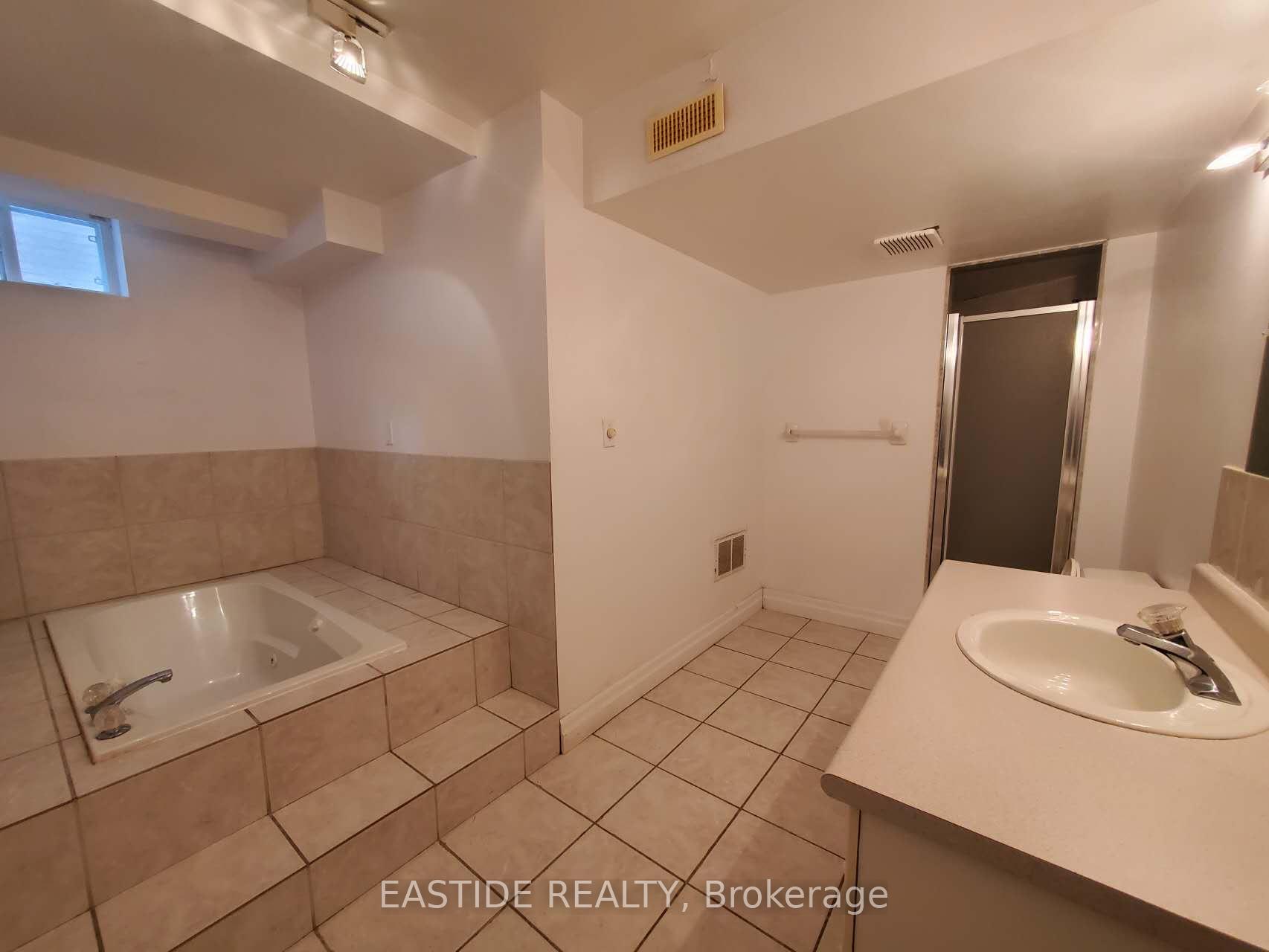 Photo 16 of Unit Basemt, 62 Bradgate Drive, Markham, Thornlea — HOMEH