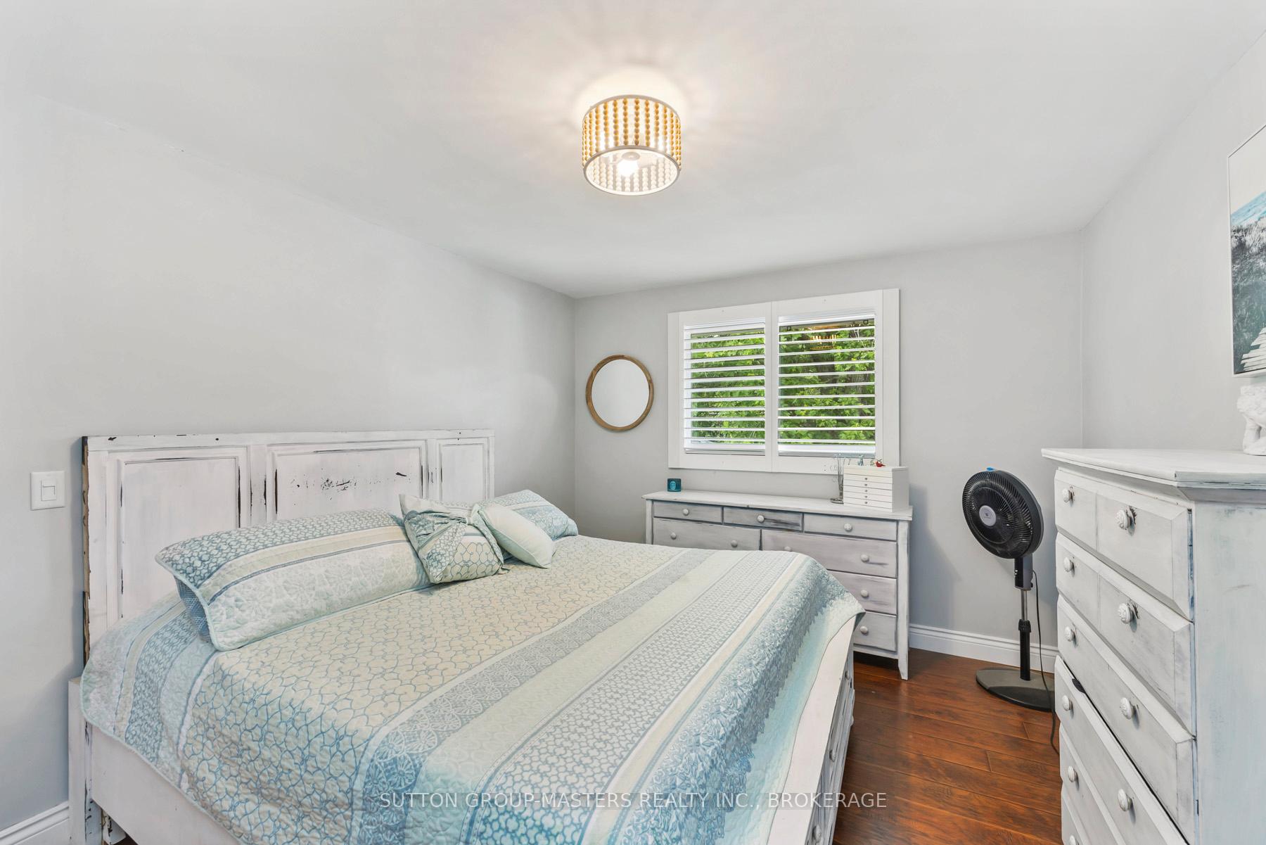 Photo 13 of 76 Smithfield Crescent, Kingston, West of Sir John A. Blvd — HOMEH