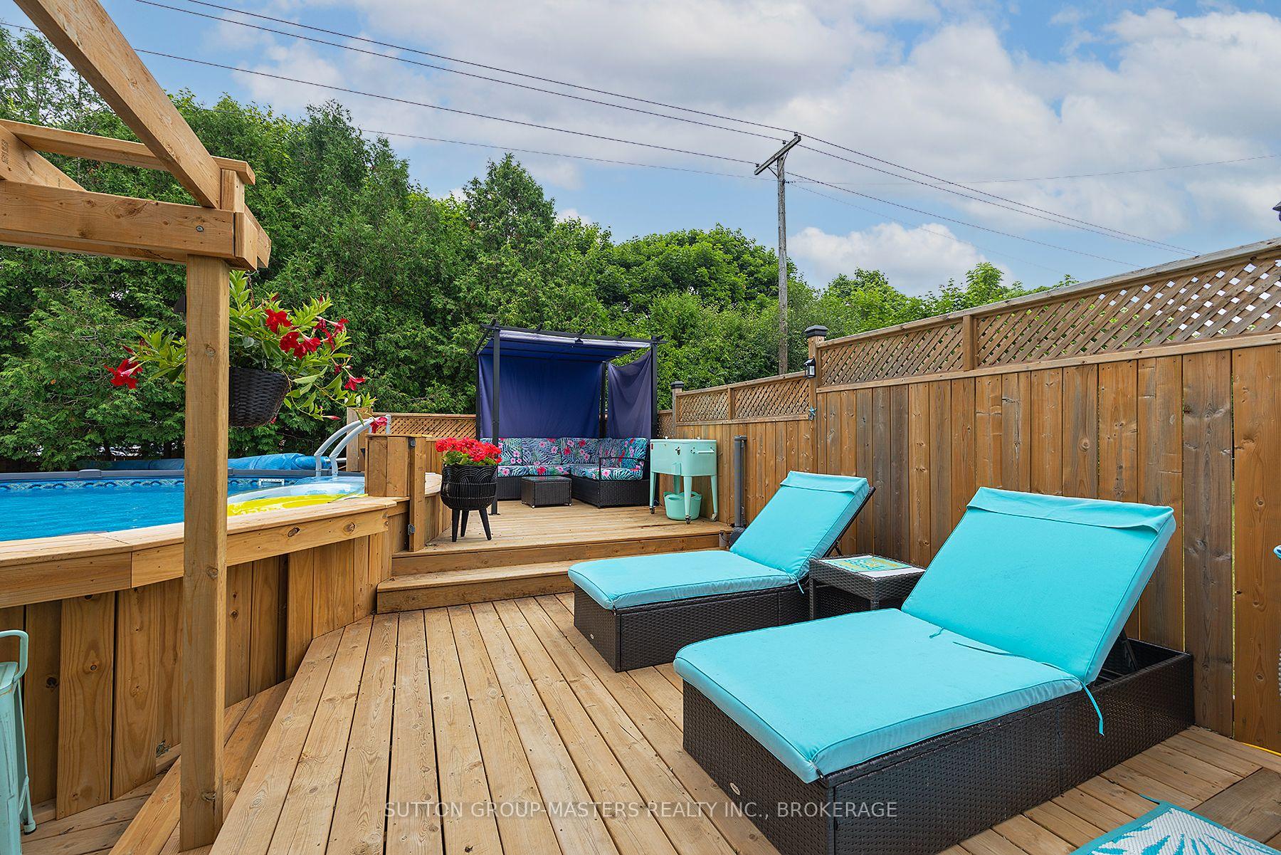 Photo 47 of 76 Smithfield Crescent, Kingston, West of Sir John A. Blvd — HOMEH