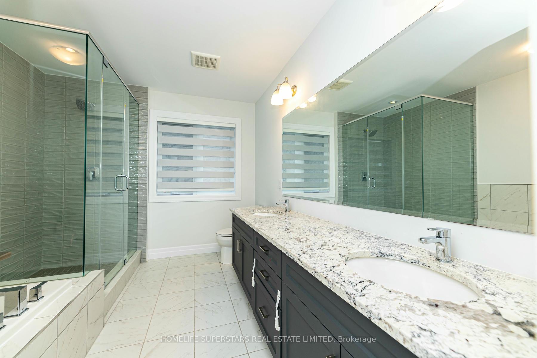 Photo 20 of 540 Doonwoods Crescent, Kitchener — HOMEH