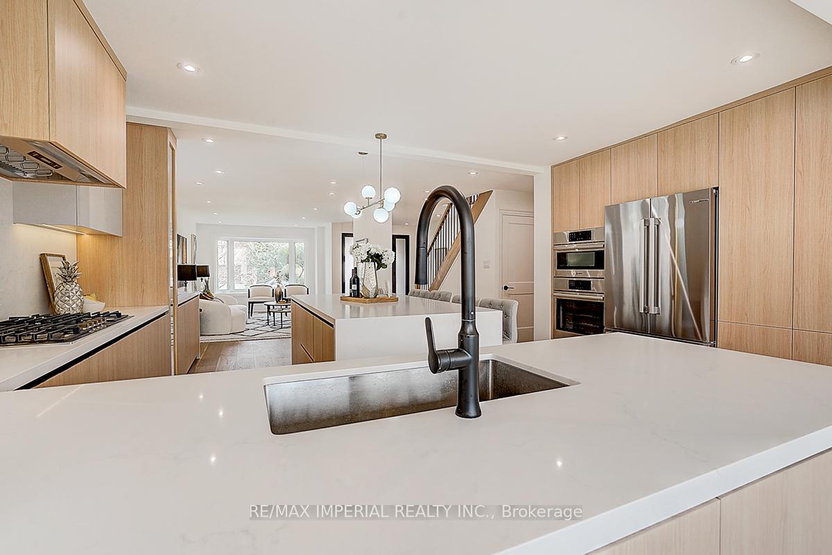 Photo 15 of 23 Hagerman Boulevard, Markham, Unionville — HOMEH