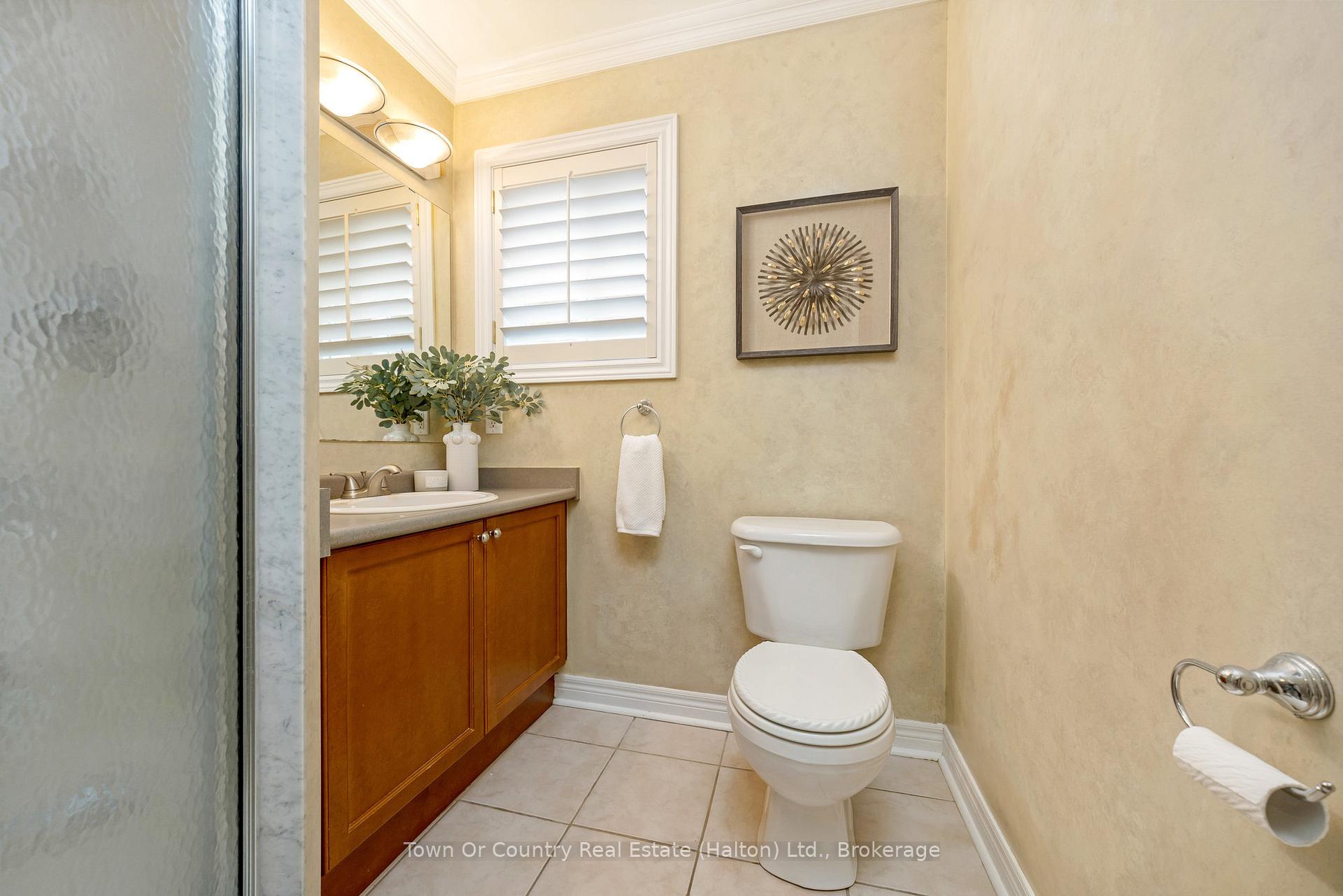 Photo 18 of 330 Centennial Forest Drive, Milton, Timberlea — HOMEH