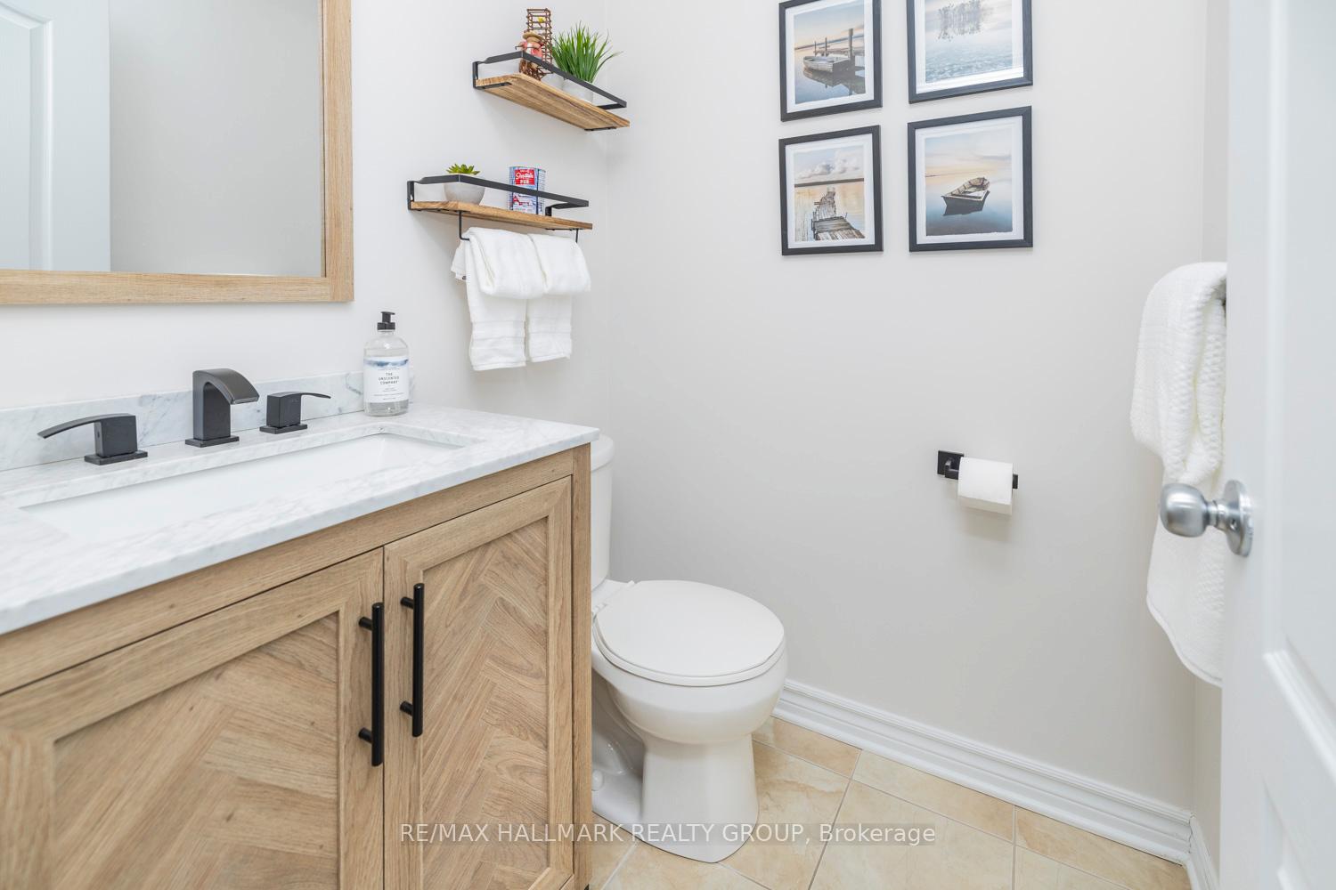 Photo 5 of 1098 Northgraves Crescent, Ottawa, Kanata - Emerald Meadows/Trailwest — HOMEH