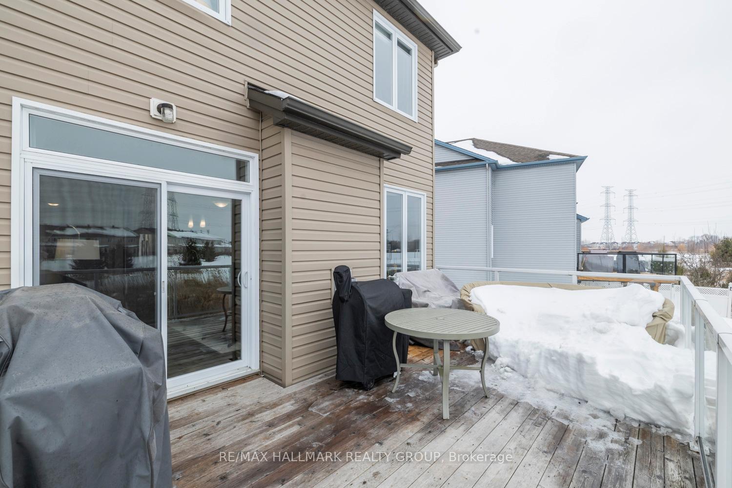 Photo 19 of 1098 Northgraves Crescent, Ottawa, Kanata - Emerald Meadows/Trailwest — HOMEH