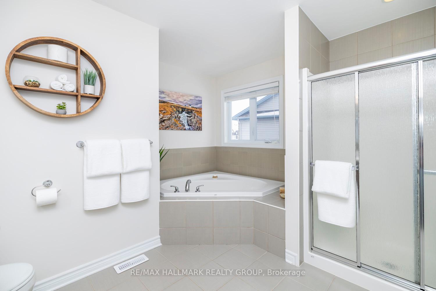 Photo 26 of 1098 Northgraves Crescent, Ottawa, Kanata - Emerald Meadows/Trailwest — HOMEH