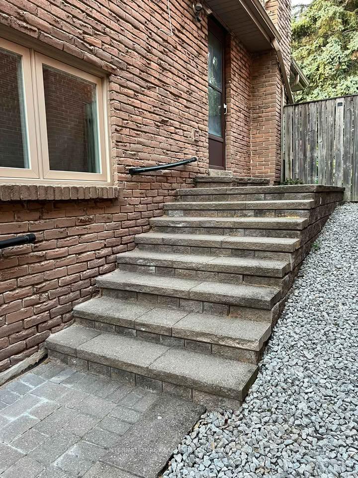 Photo 3 of Unit Basemen, 87 Braeburn Drive, Markham, Aileen-Willowbrook — HOMEH