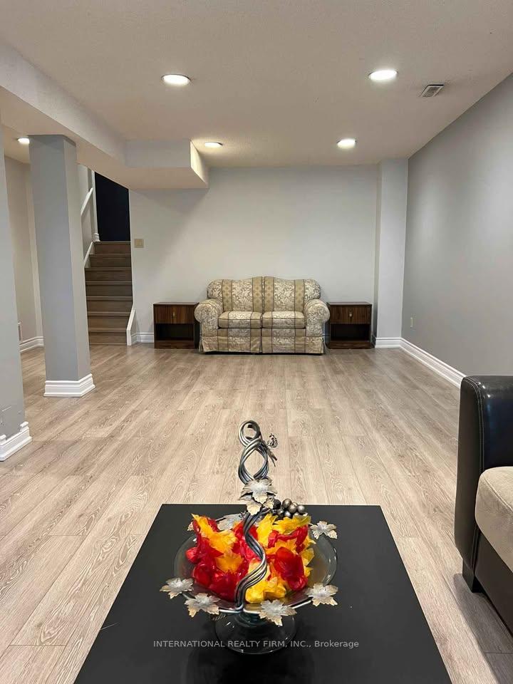 Photo 4 of Unit Basemen, 87 Braeburn Drive, Markham, Aileen-Willowbrook — HOMEH