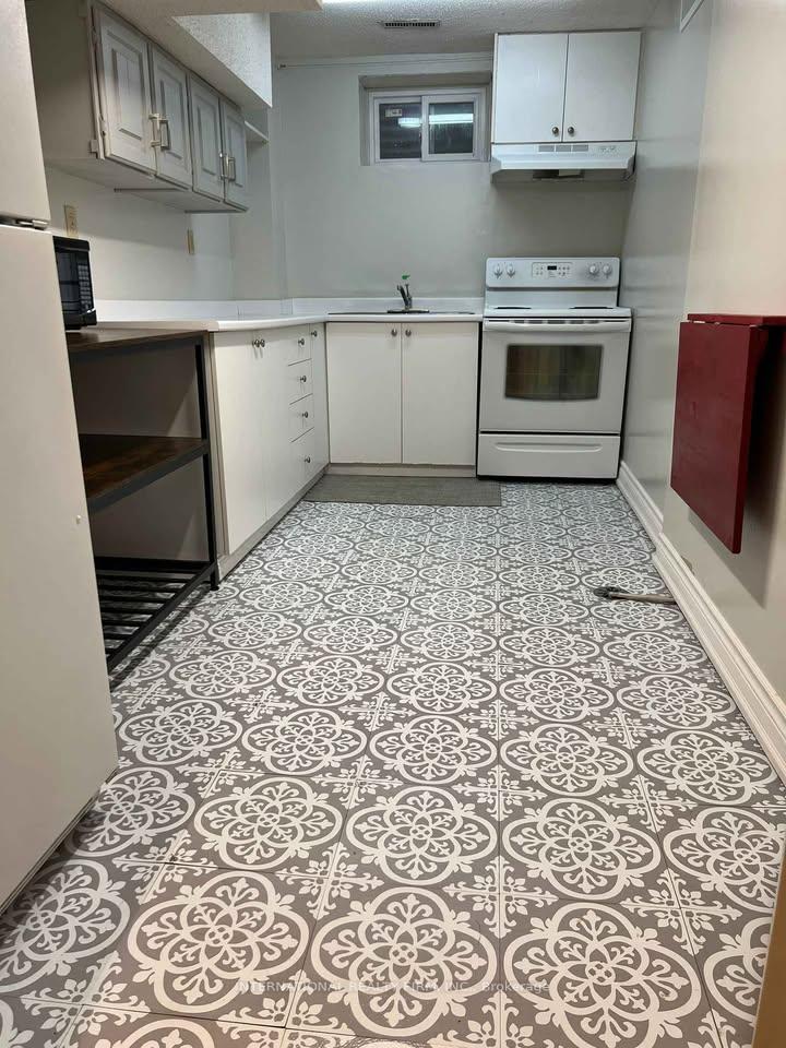 Photo 13 of Unit Basemen, 87 Braeburn Drive, Markham, Aileen-Willowbrook — HOMEH
