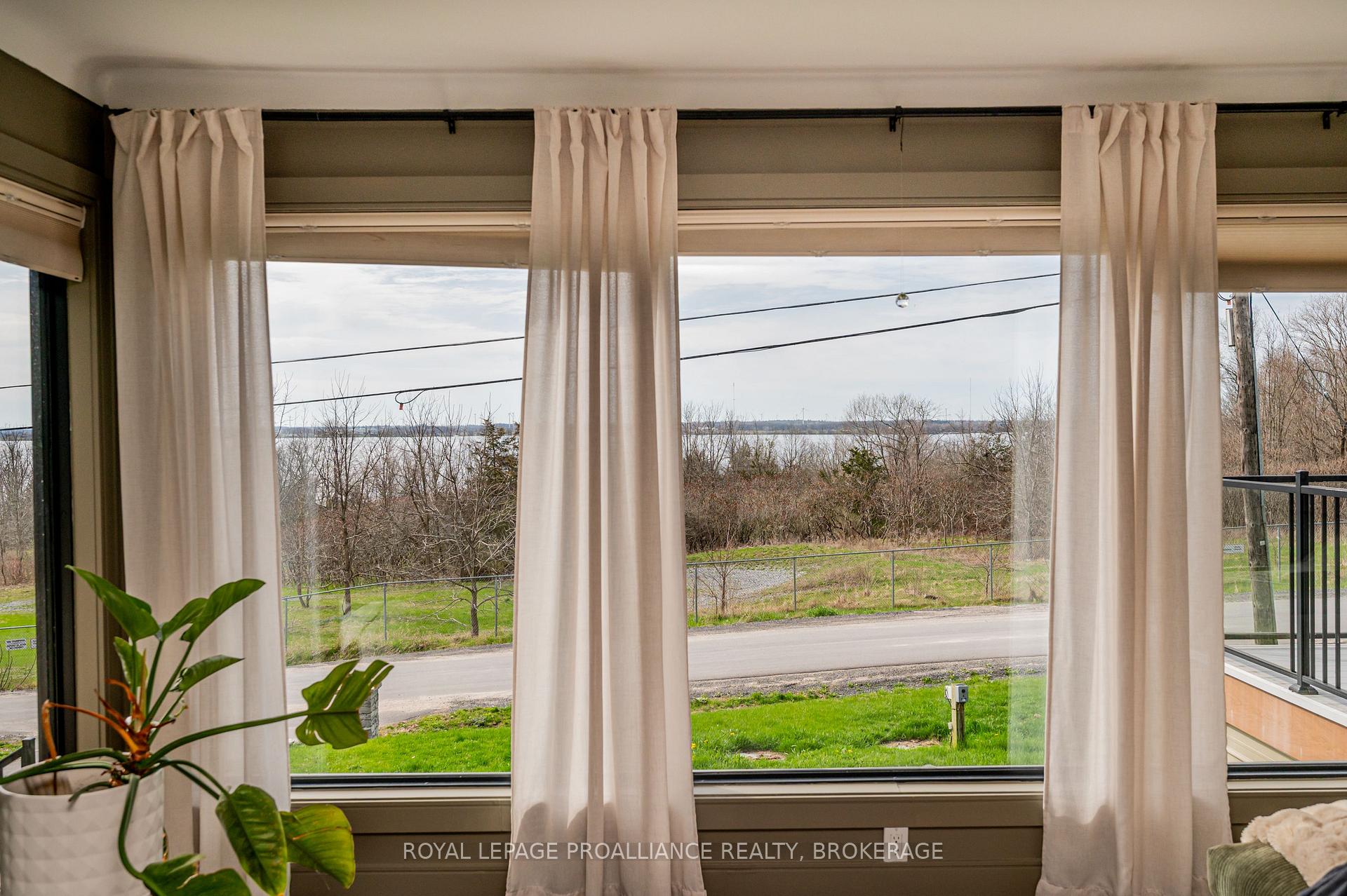 Photo 11 of 792 Sterling Avenue, Kingston, Kingston East (incl CFB Kingston) — HOMEH