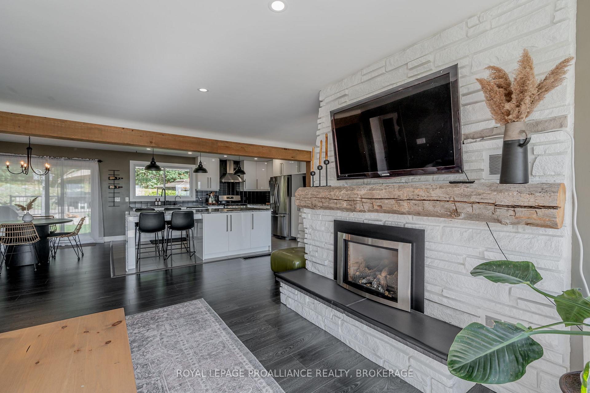 Photo 13 of 792 Sterling Avenue, Kingston, Kingston East (incl CFB Kingston) — HOMEH