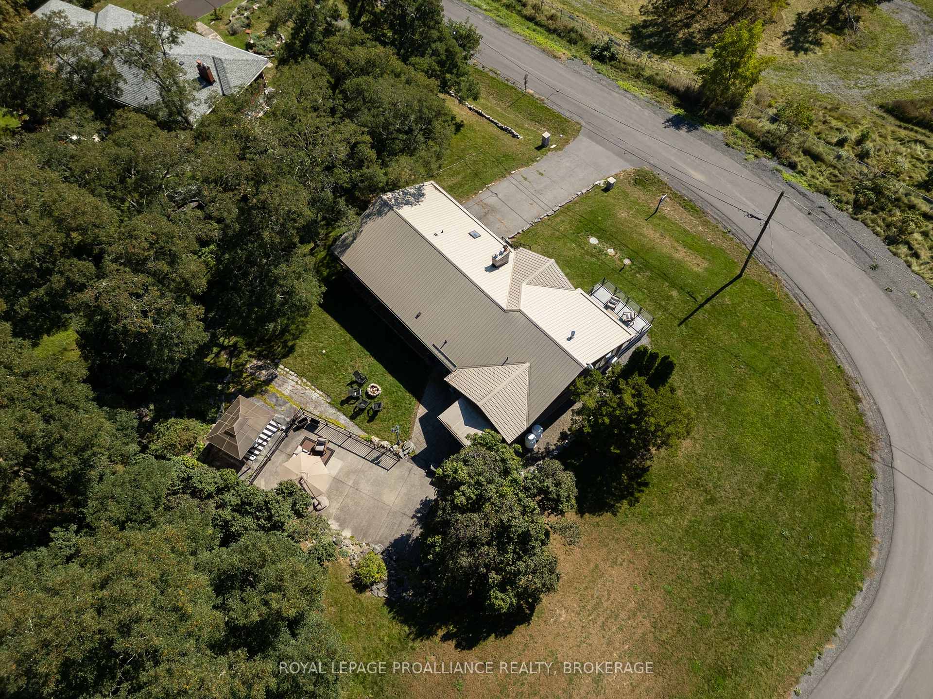 Photo 48 of 792 Sterling Avenue, Kingston, Kingston East (incl CFB Kingston) — HOMEH