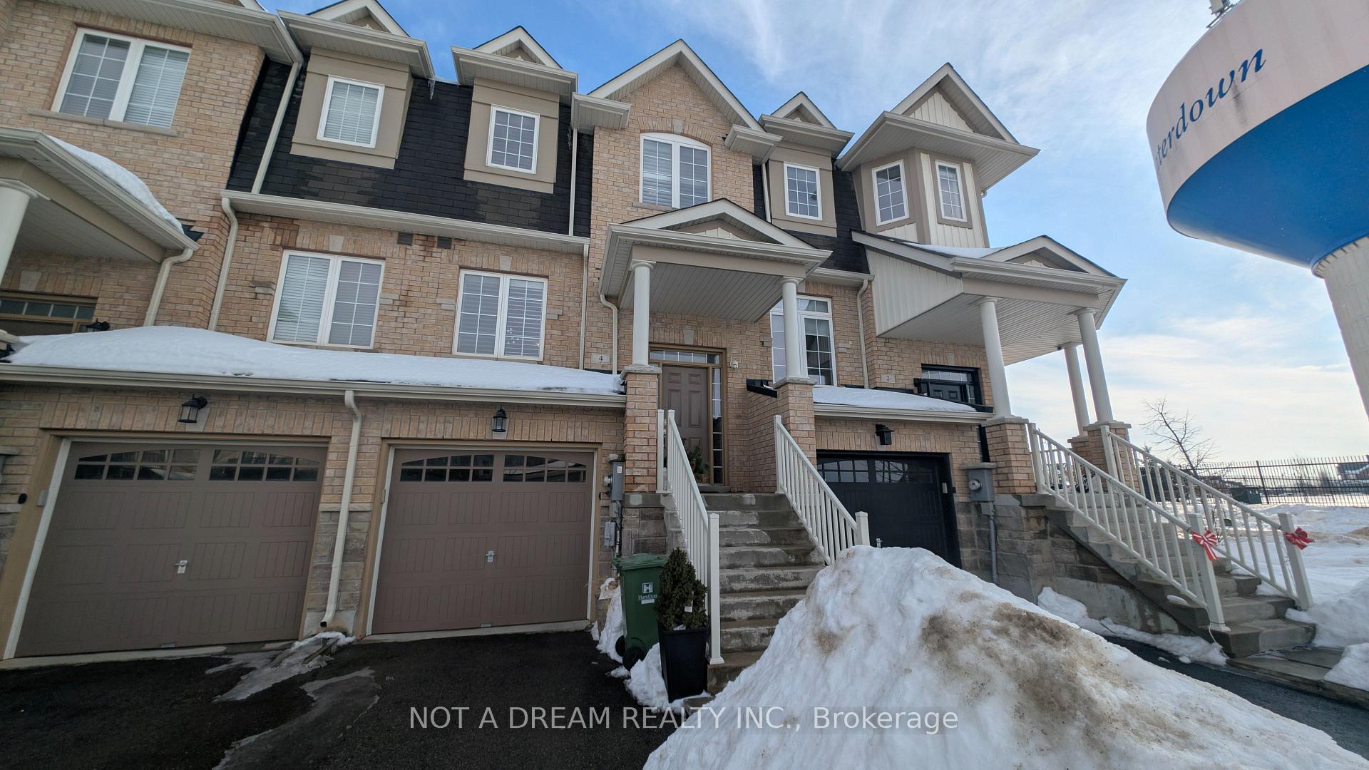 Photo 3 of 4 Hugill Way, Hamilton, Waterdown — HOMEH
