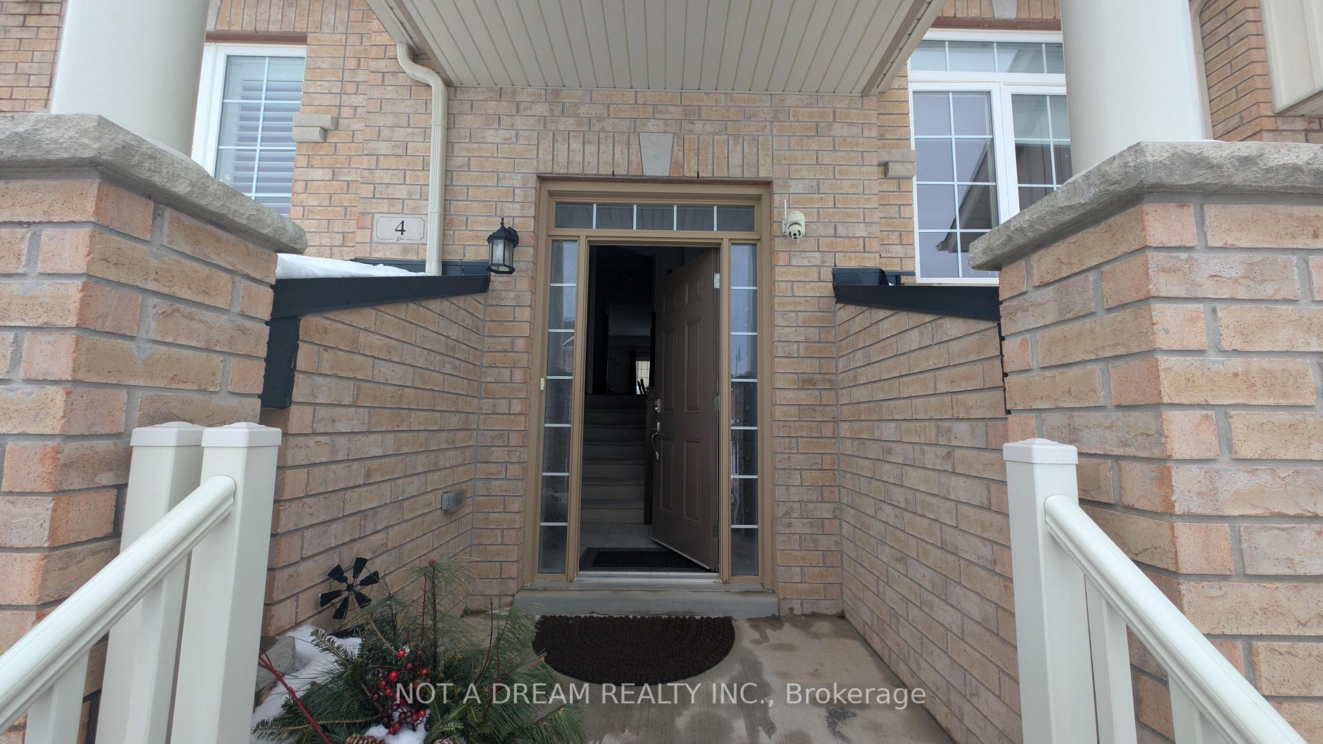 Photo 4 of 4 Hugill Way, Hamilton, Waterdown — HOMEH