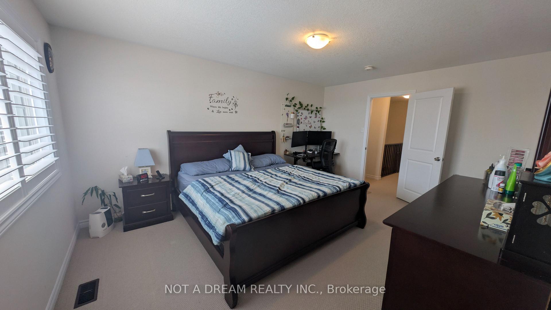 Photo 31 of 4 Hugill Way, Hamilton, Waterdown — HOMEH