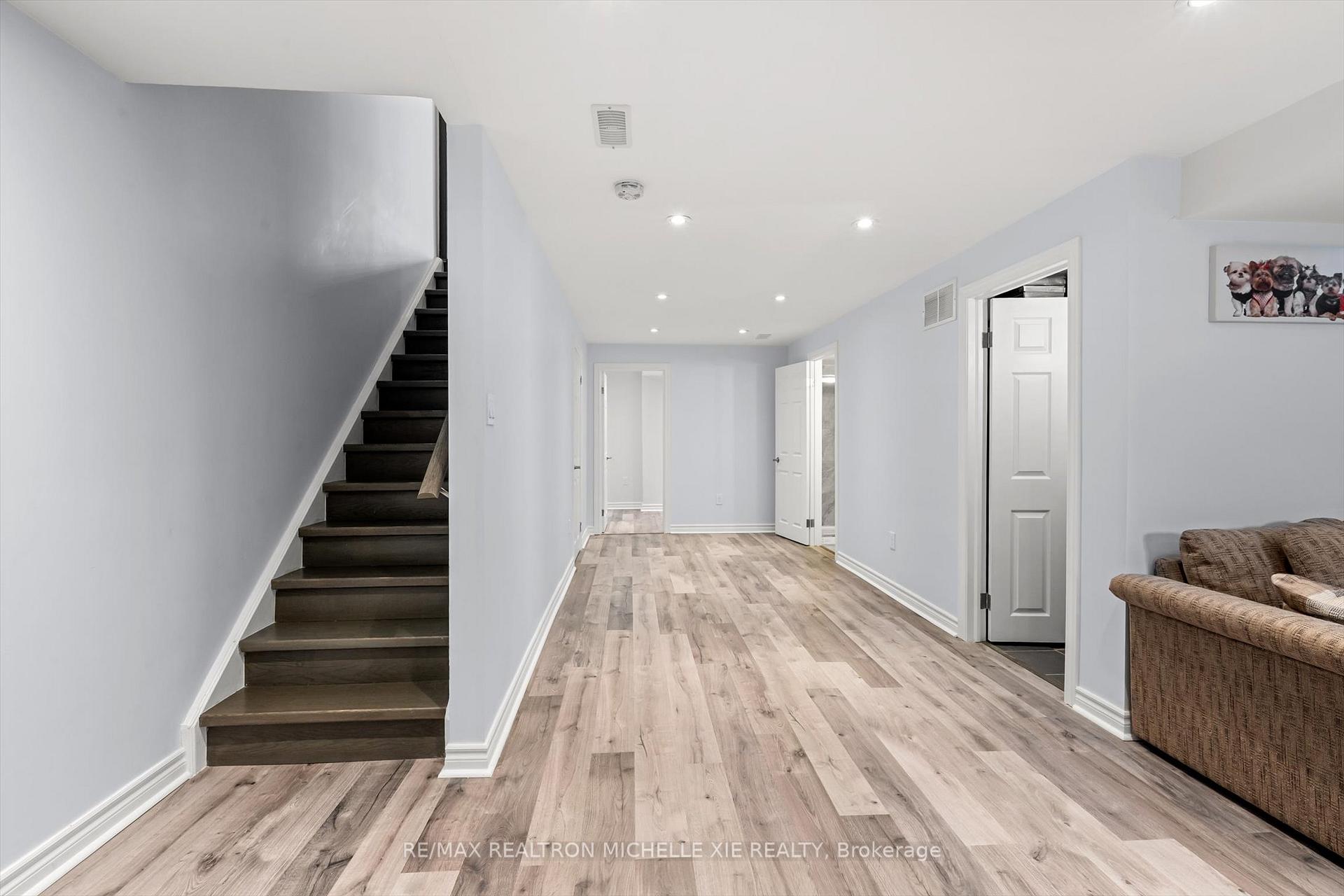 Photo 31 of 1049 Bur Oak Avenue, Markham, Wismer — HOMEH