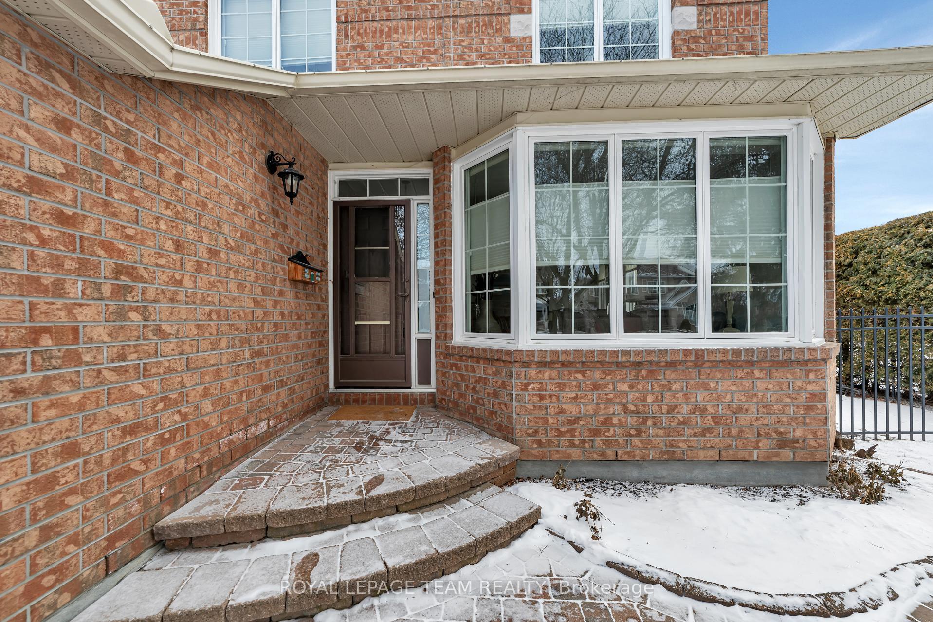 Photo 3 of 38 Birchfield Avenue, Ottawa, Kanata - Emerald Meadows/Trailwest — HOMEH
