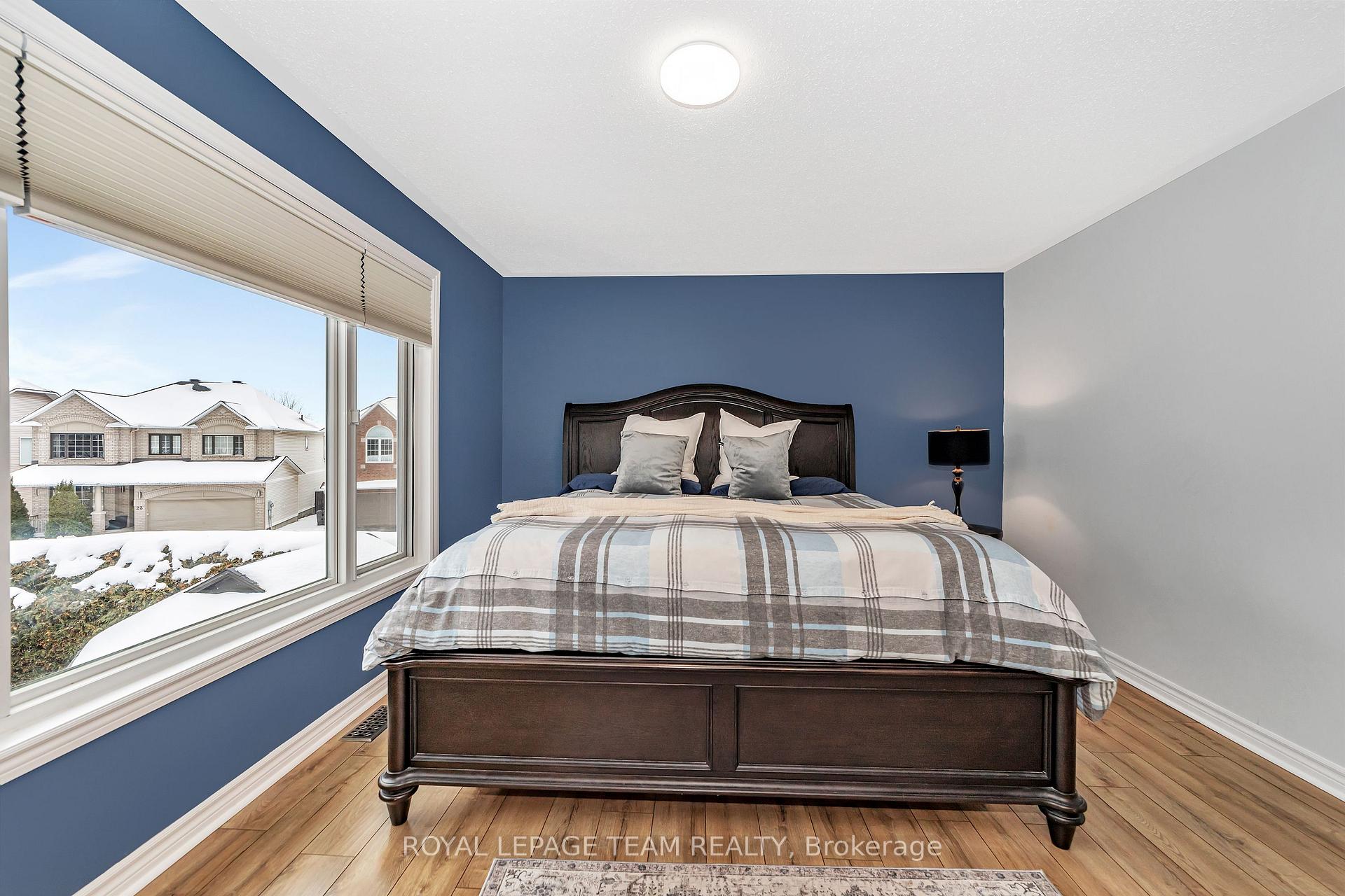 Photo 16 of 38 Birchfield Avenue, Ottawa, Kanata - Emerald Meadows/Trailwest — HOMEH