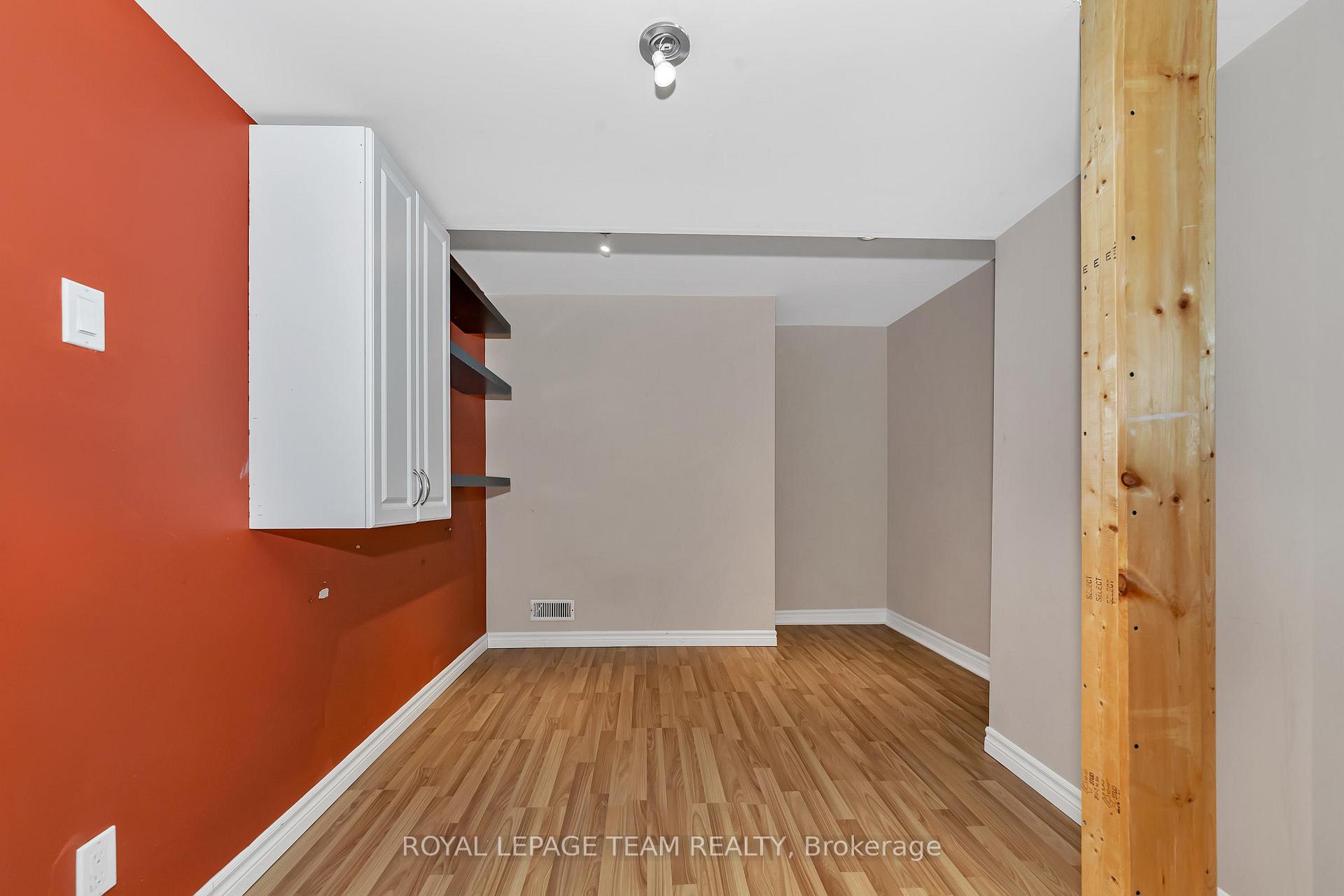 Photo 29 of 38 Birchfield Avenue, Ottawa, Kanata - Emerald Meadows/Trailwest — HOMEH