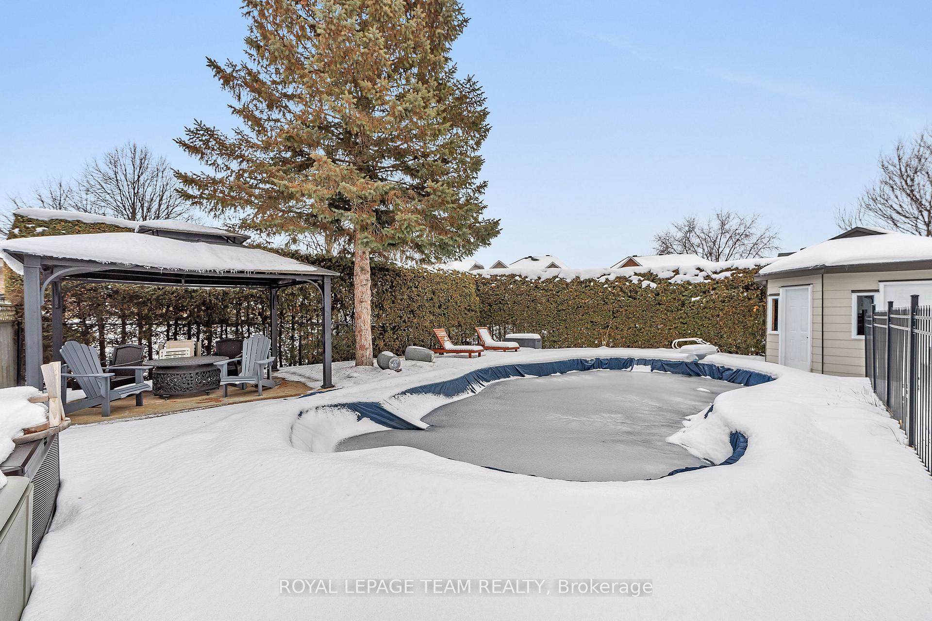 Photo 32 of 38 Birchfield Avenue, Ottawa, Kanata - Emerald Meadows/Trailwest — HOMEH