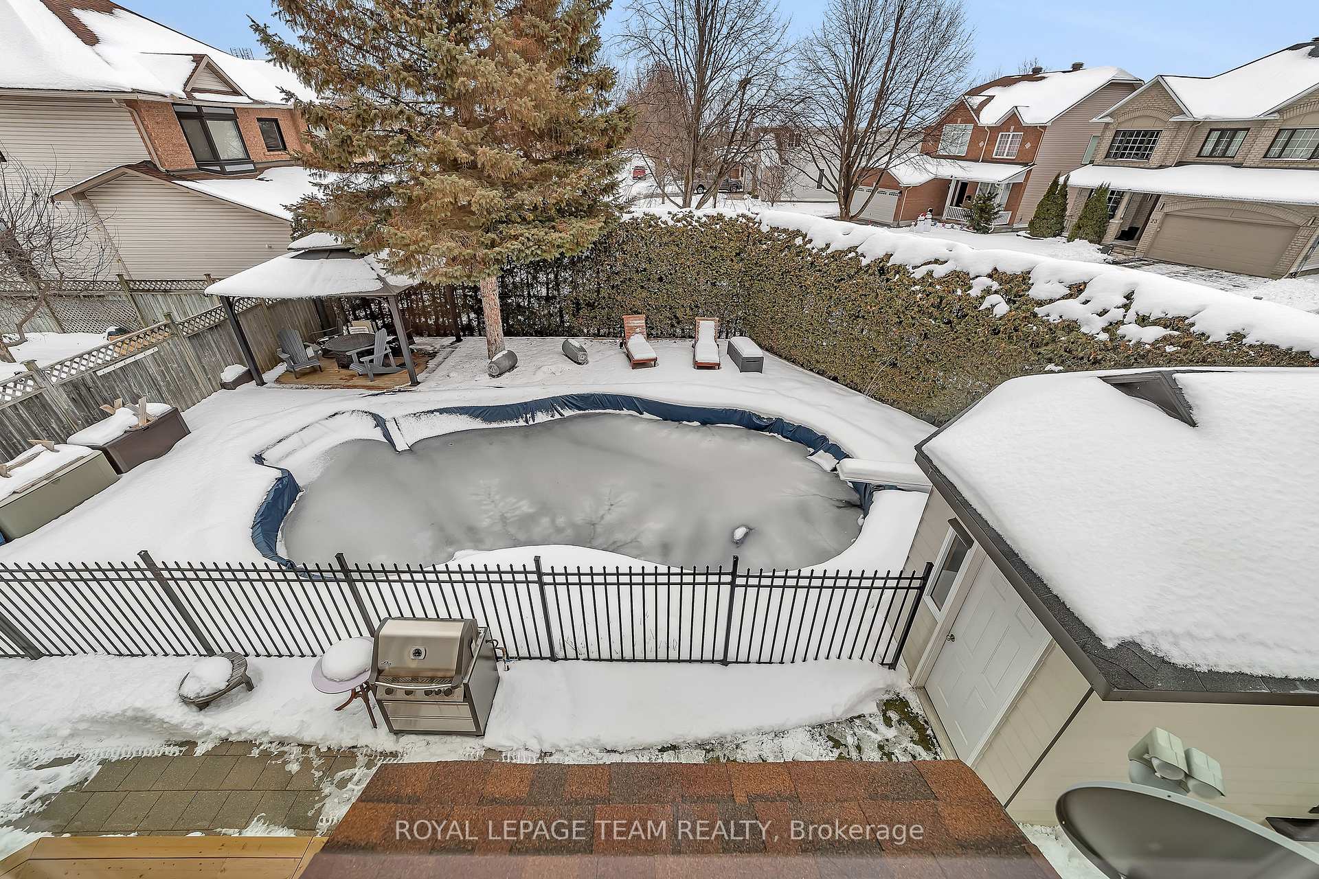 Photo 33 of 38 Birchfield Avenue, Ottawa, Kanata - Emerald Meadows/Trailwest — HOMEH