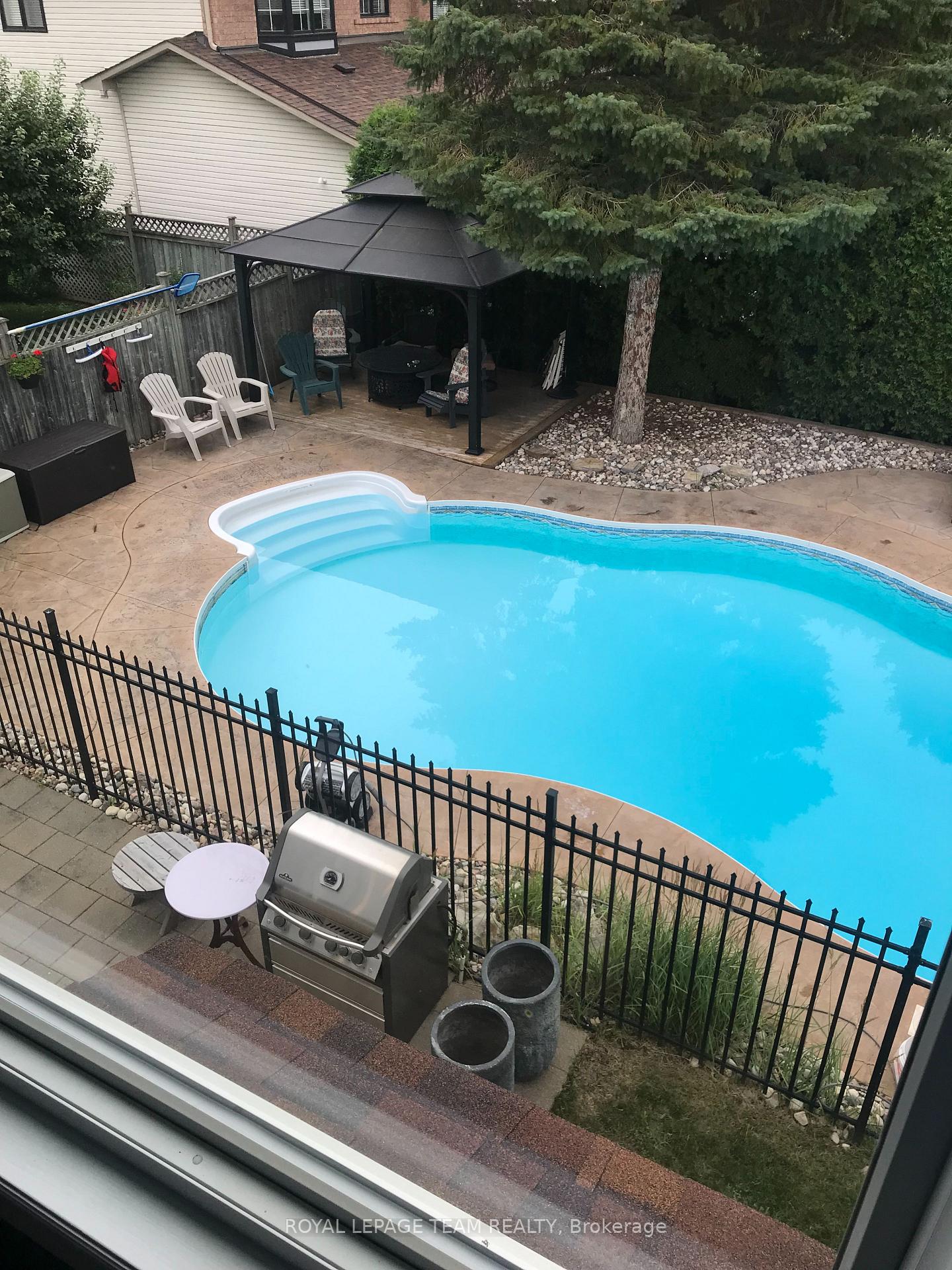 Photo 38 of 38 Birchfield Avenue, Ottawa, Kanata - Emerald Meadows/Trailwest — HOMEH