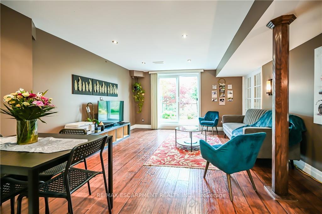 Photo 6 of Unit Lower, 129 Thames Way, Hamilton, Mount Hope — HOMEH