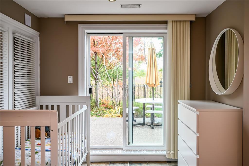 Photo 23 of Unit Lower, 129 Thames Way, Hamilton, Mount Hope — HOMEH
