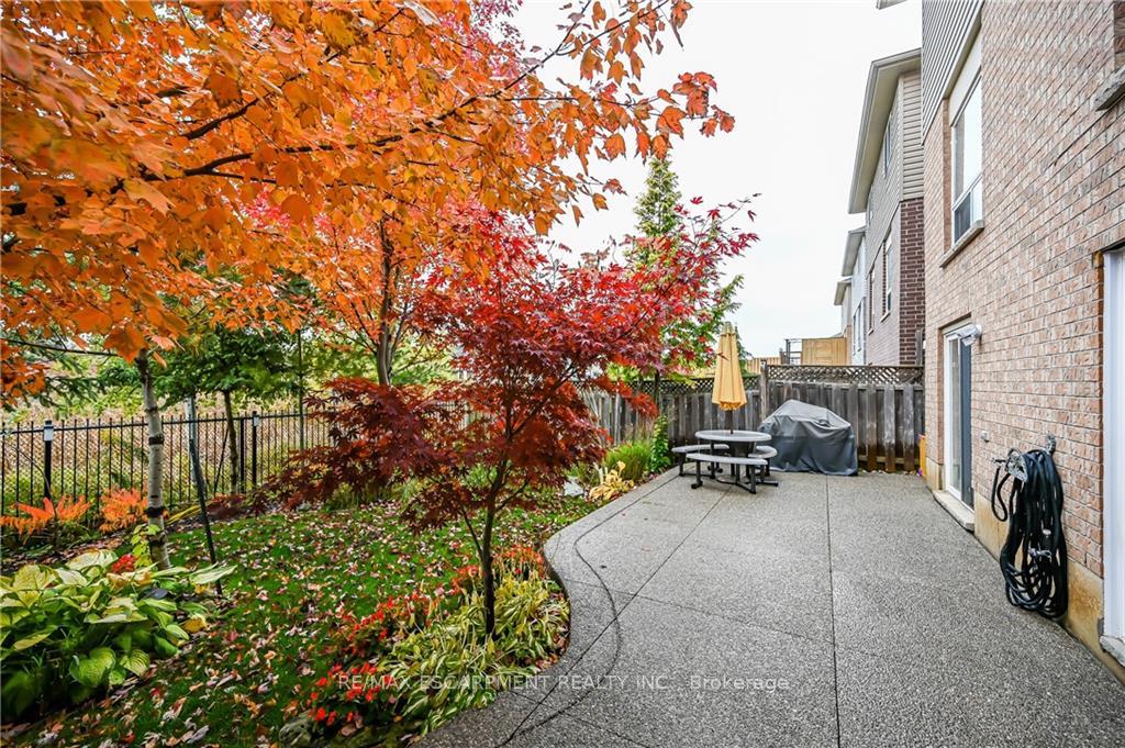 Photo 31 of Unit Lower, 129 Thames Way, Hamilton, Mount Hope — HOMEH