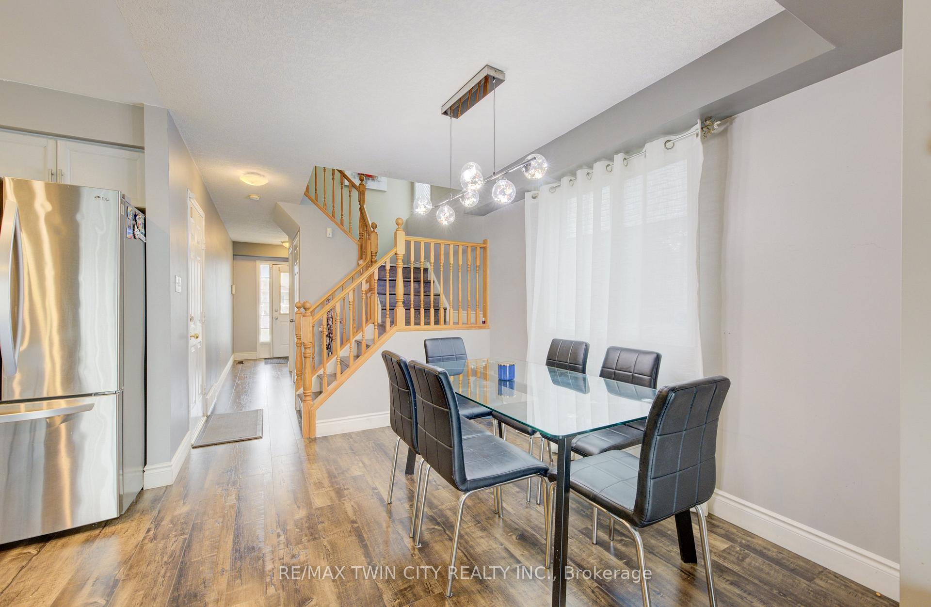 Photo 8 of 226 Wilderness Drive, Kitchener, Larentian West — HOMEH