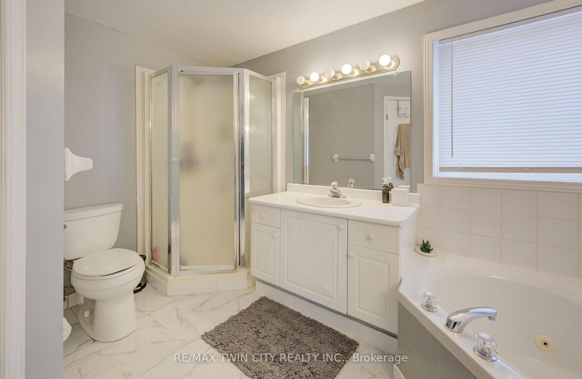 Photo 22 of 226 Wilderness Drive, Kitchener, Larentian West — HOMEH