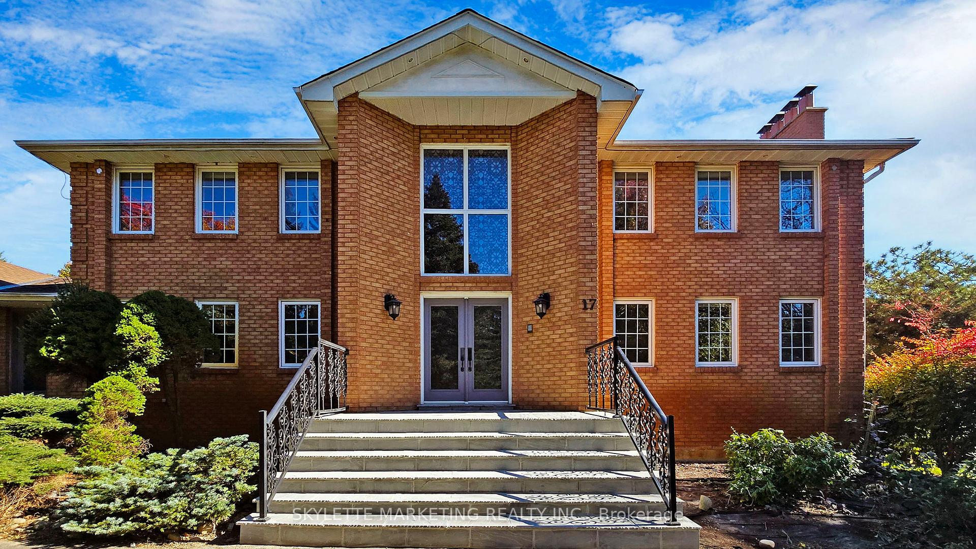 Photo 4 of 17 Boynton Circle, Markham, Victoria Manor-Jennings Gate — HOMEH