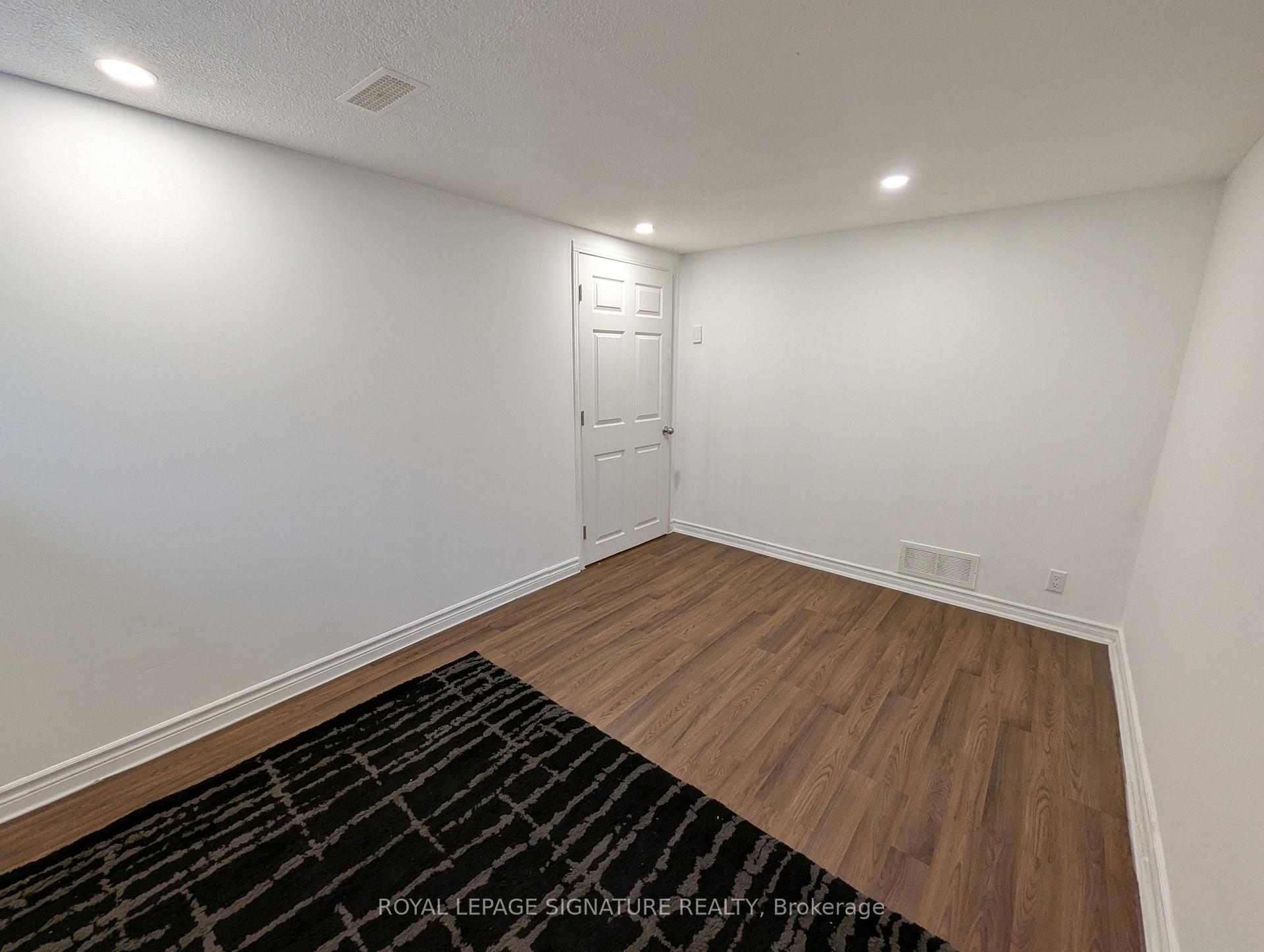 Photo 10 of 142 Allenby Avenue, Hamilton, Balfour — HOMEH