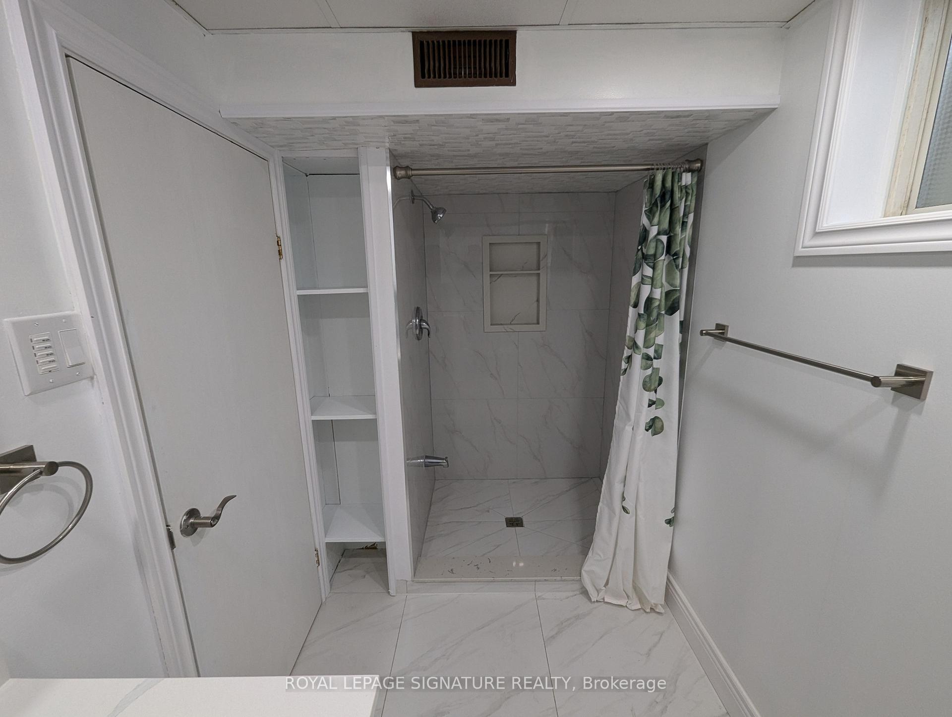 Photo 16 of 142 Allenby Avenue, Hamilton, Balfour — HOMEH