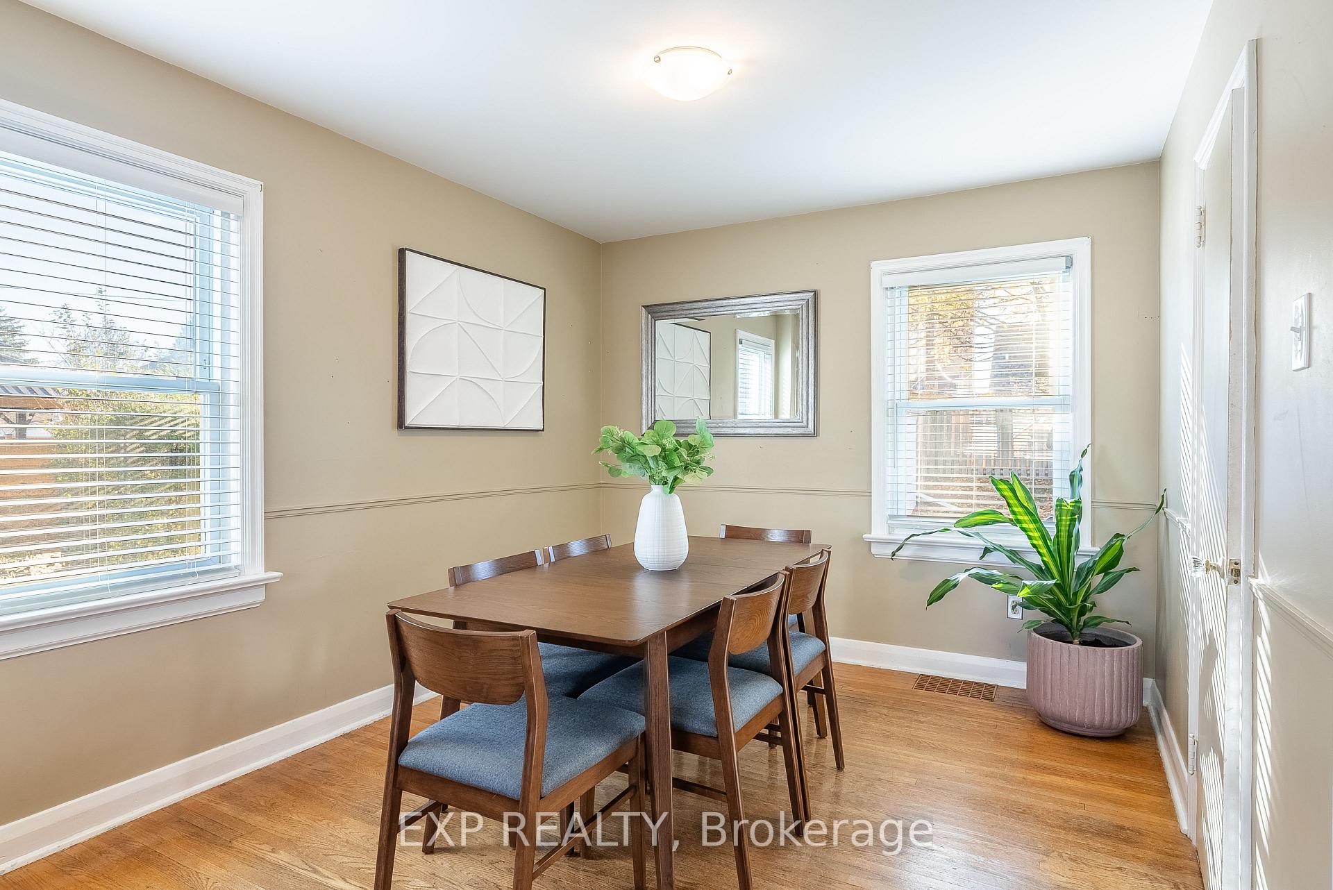 Photo 4 of 645 Weber Street E, Kitchener — HOMEH
