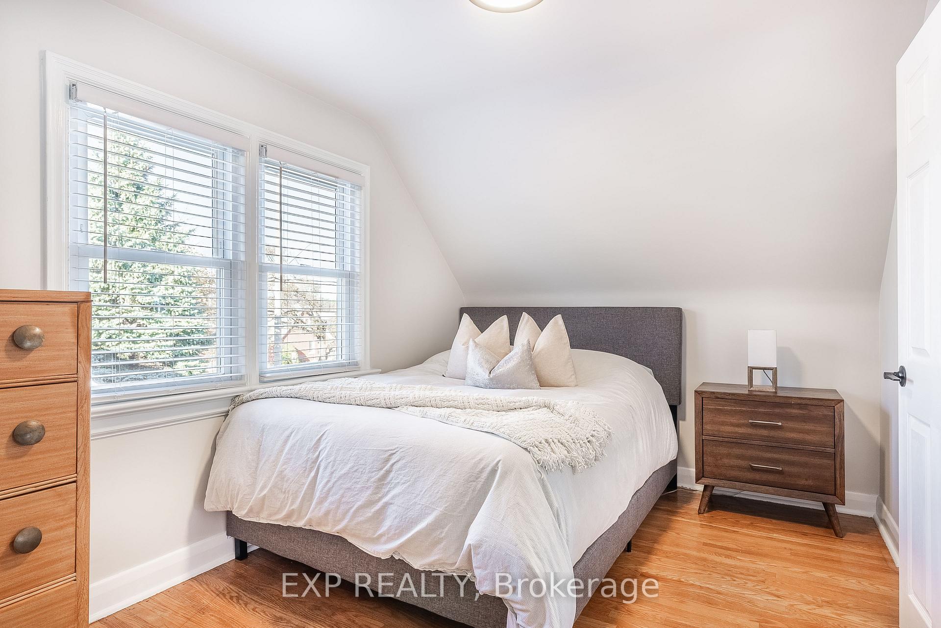 Photo 6 of 645 Weber Street E, Kitchener — HOMEH