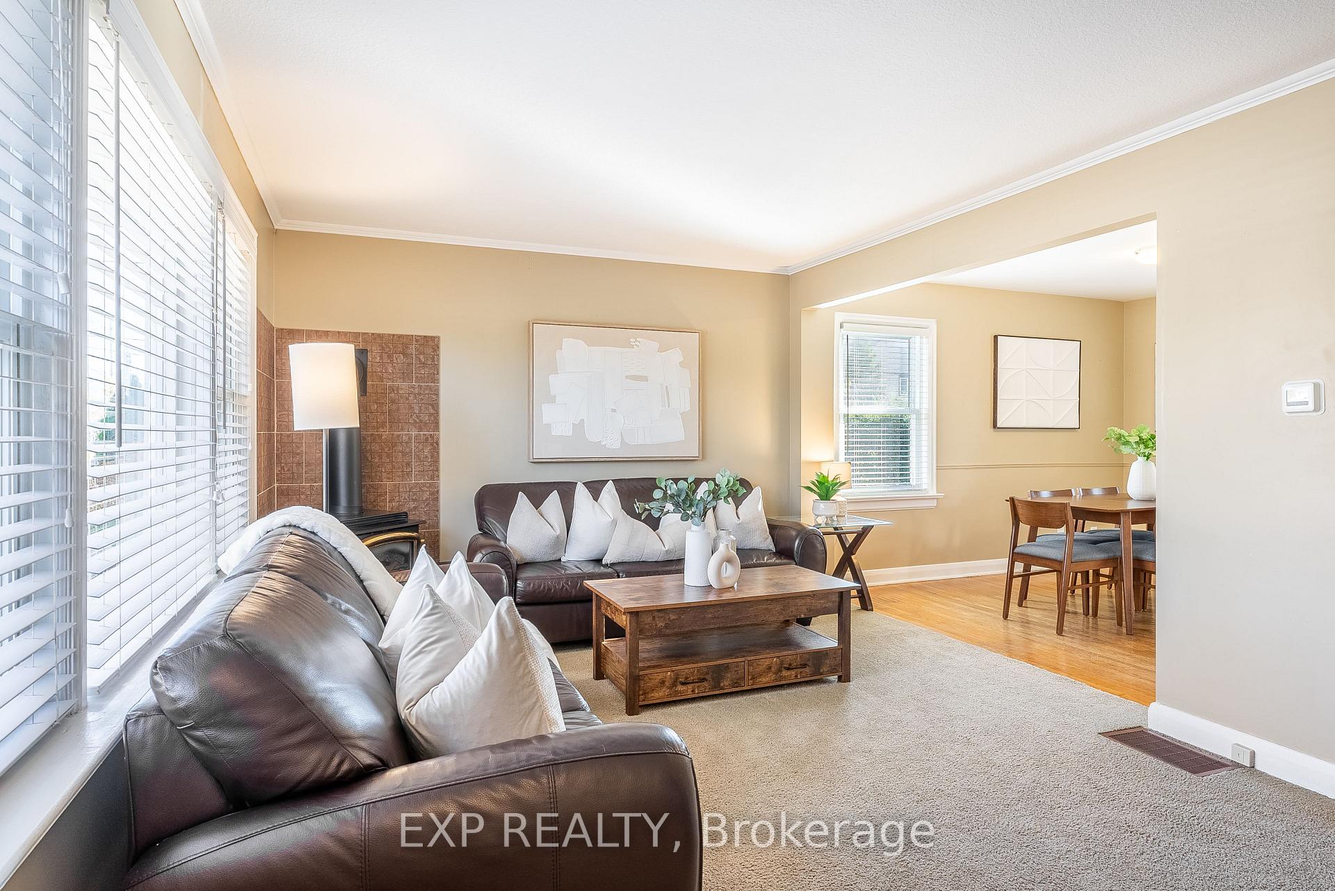 Photo 11 of 645 Weber Street E, Kitchener — HOMEH