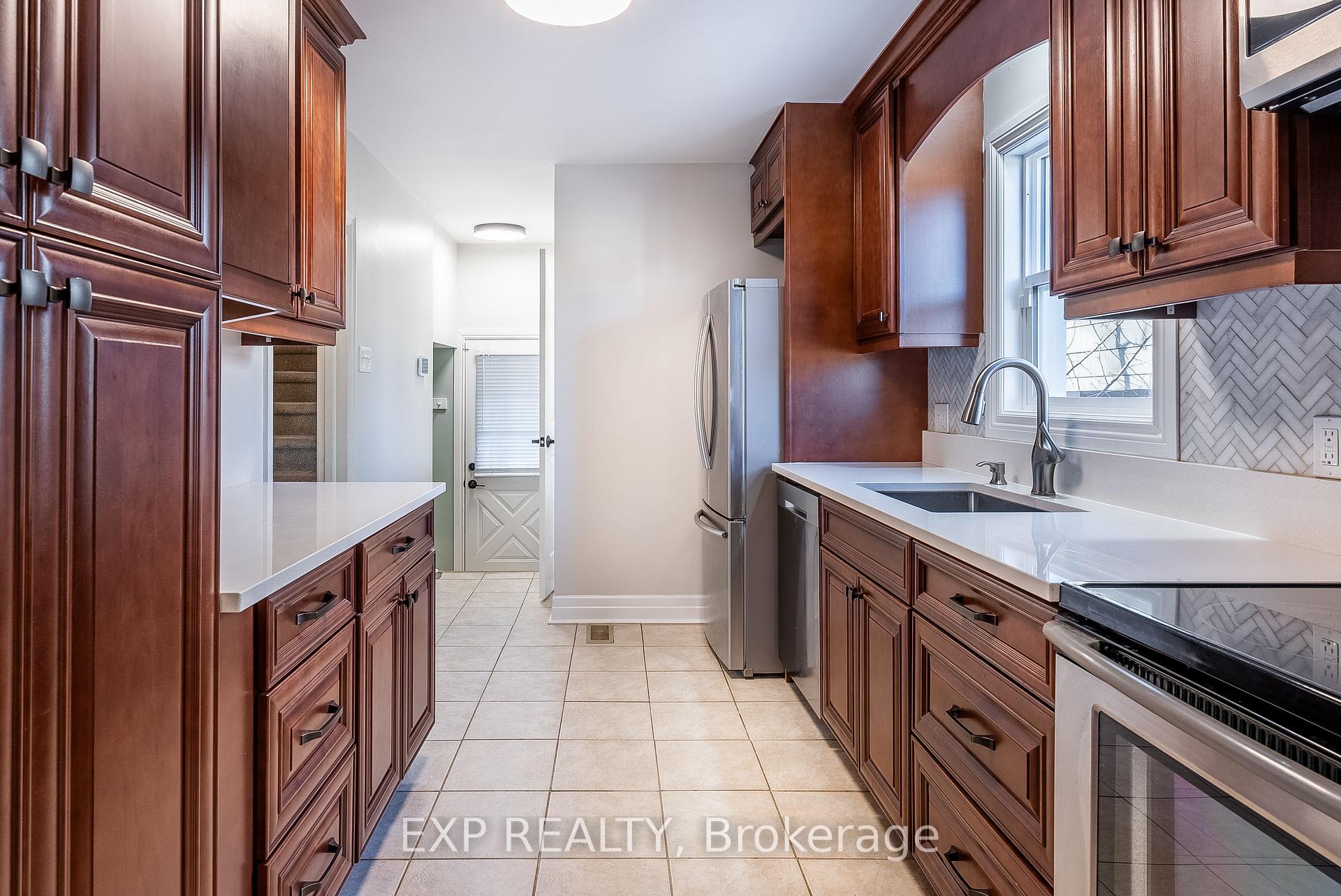 Photo 16 of 645 Weber Street E, Kitchener — HOMEH