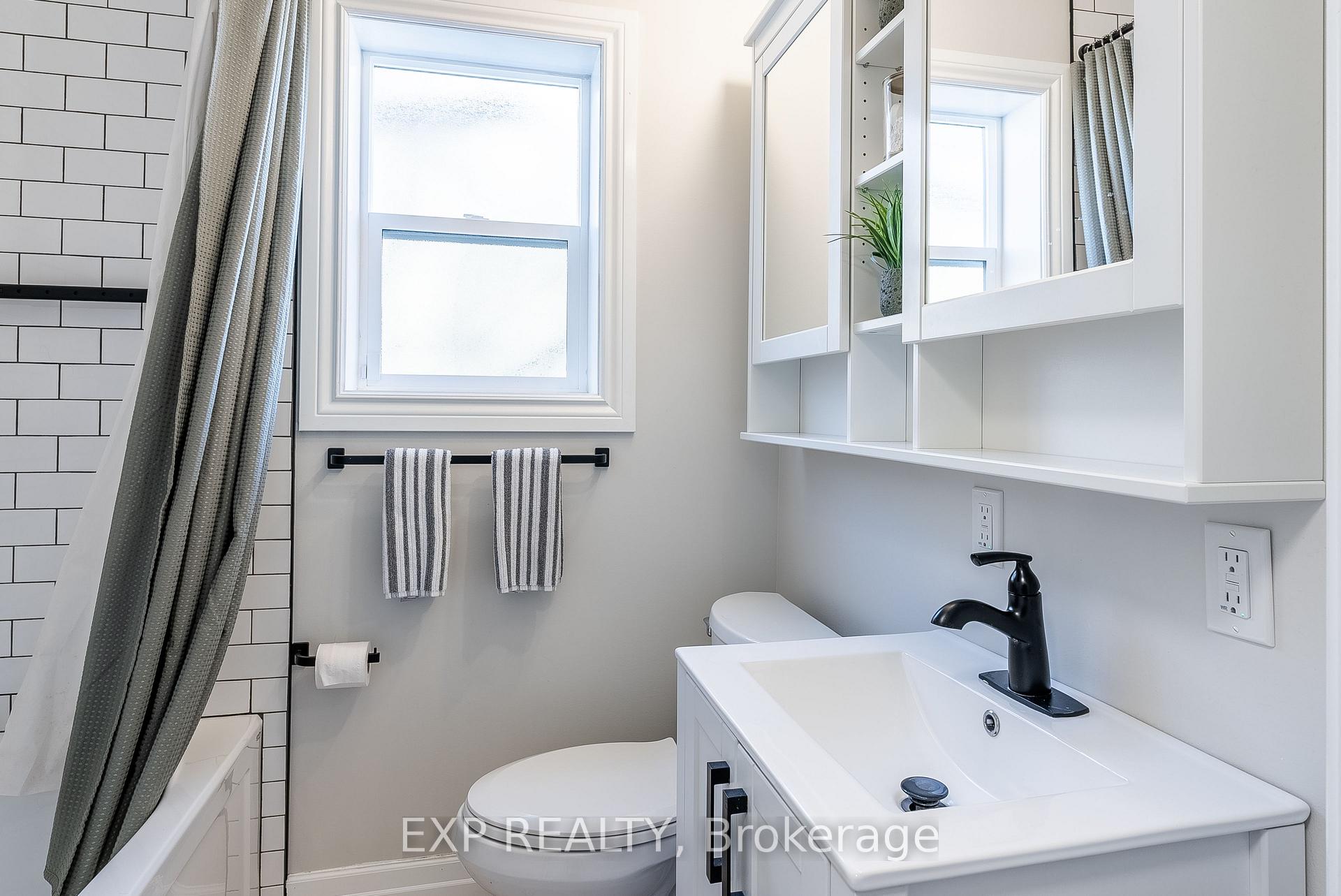 Photo 20 of 645 Weber Street E, Kitchener — HOMEH
