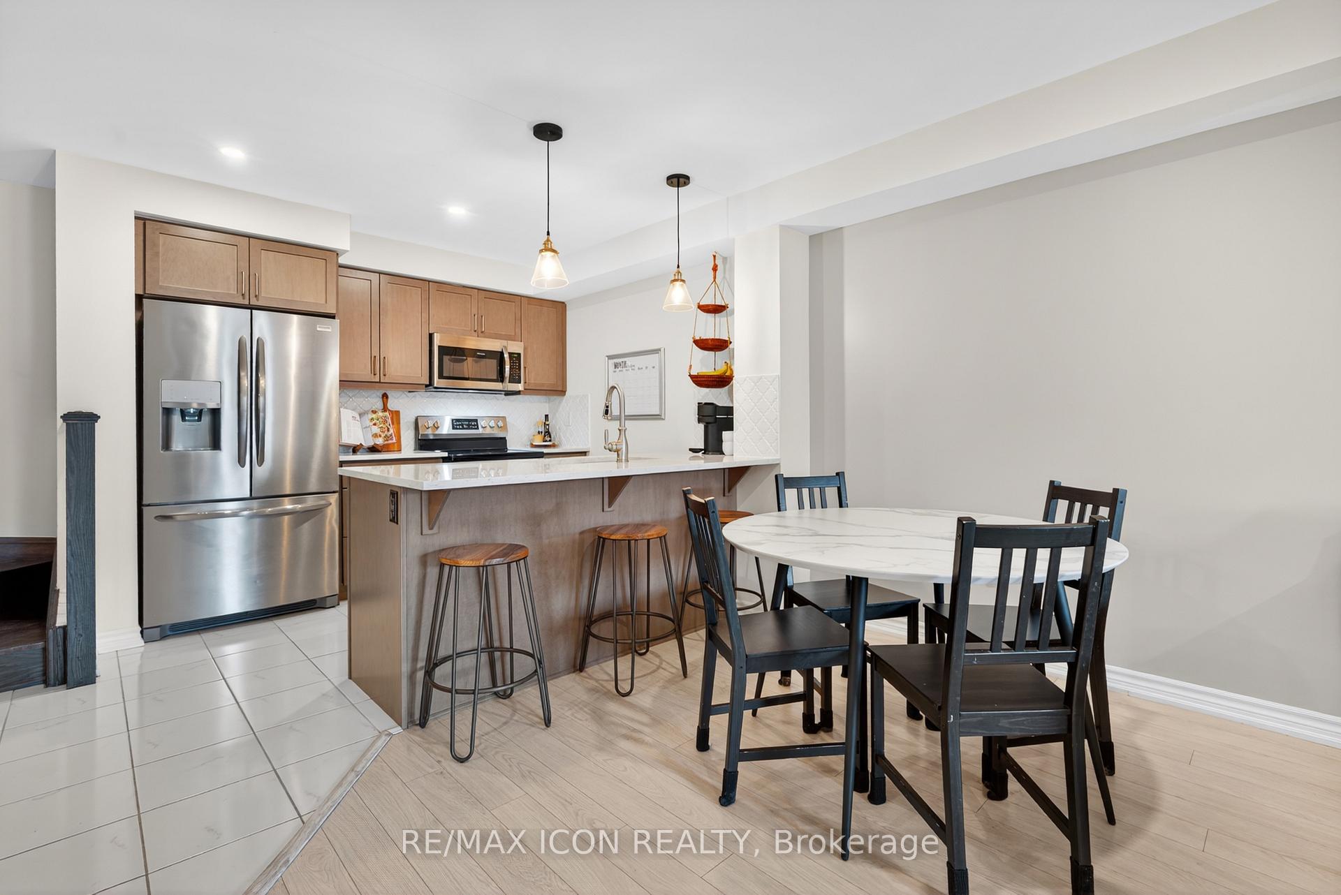 Photo 9 of 513 Fir Court, Milton, Cobban — HOMEH