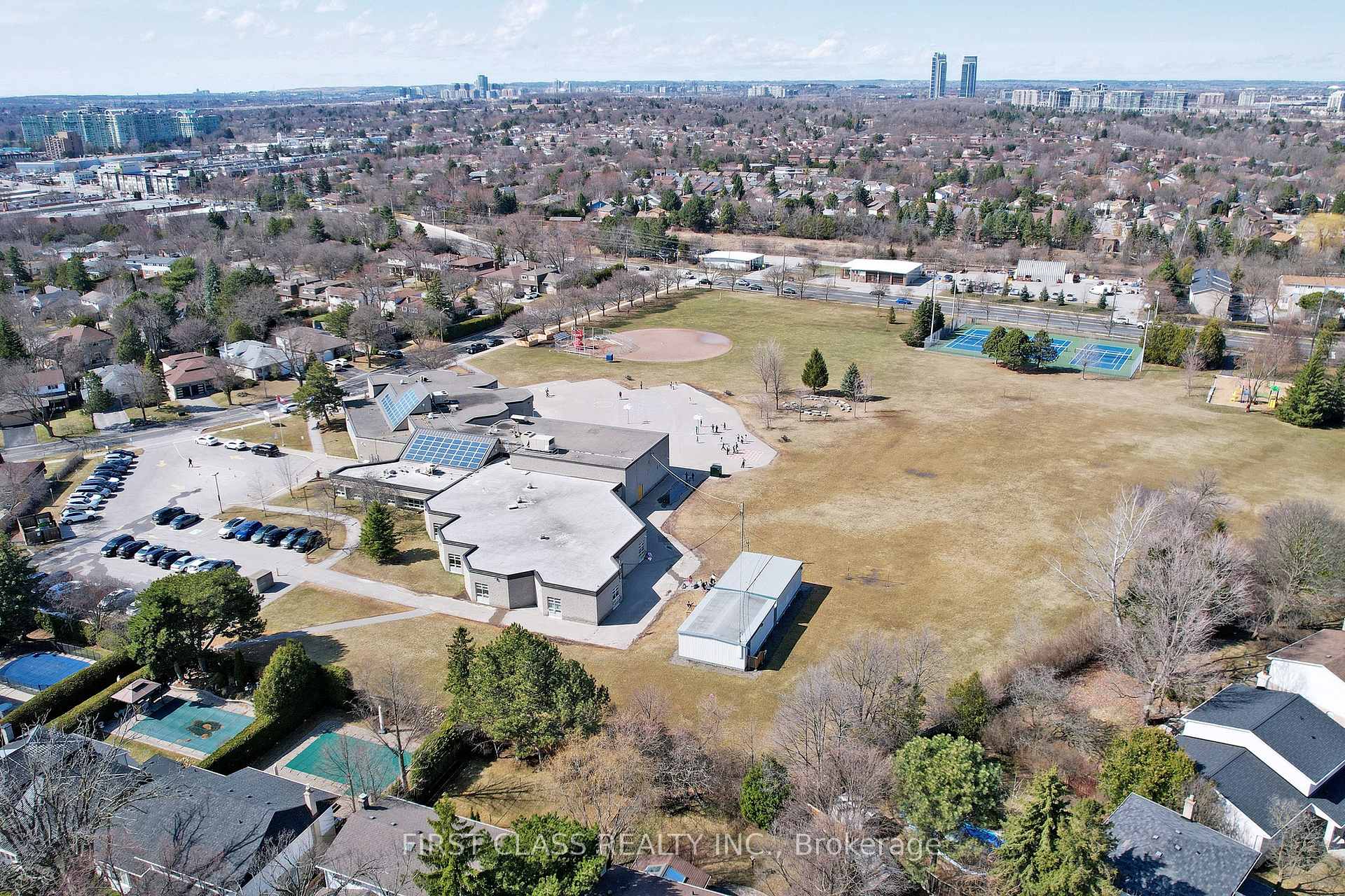 Photo 38 of 60 Dawn Hill Trail, Markham, Bayview Fairway-Bayview Country Club Estates — HOMEH