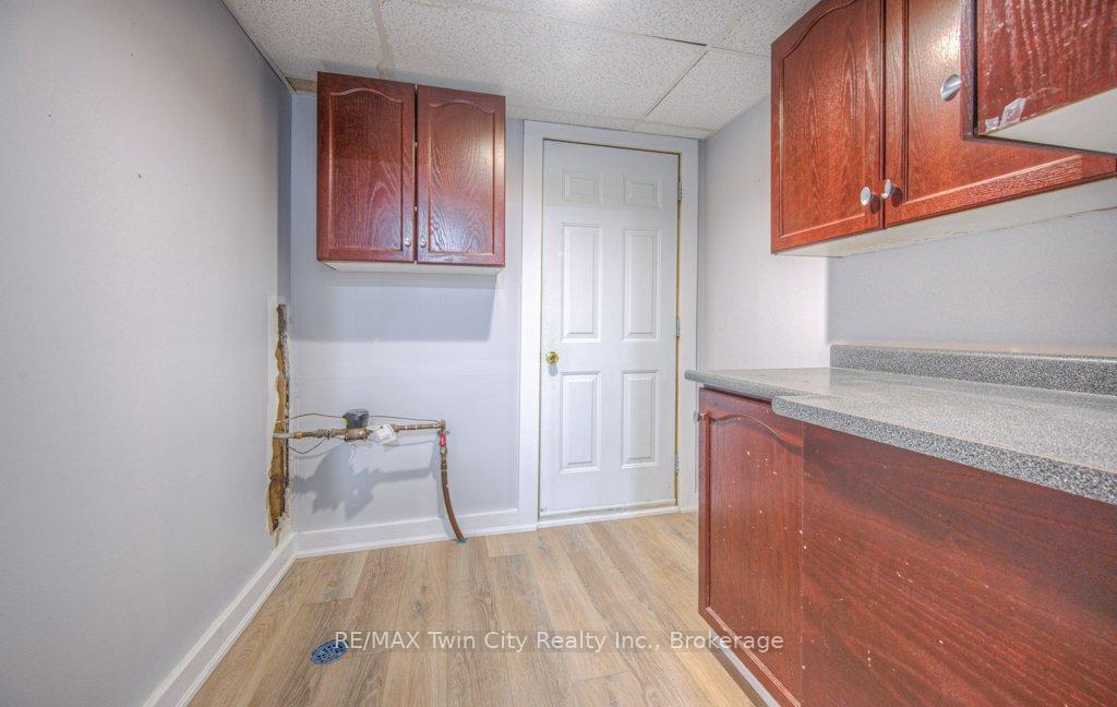 Photo 27 of 305 Brembel Crescent, Kitchener — HOMEH