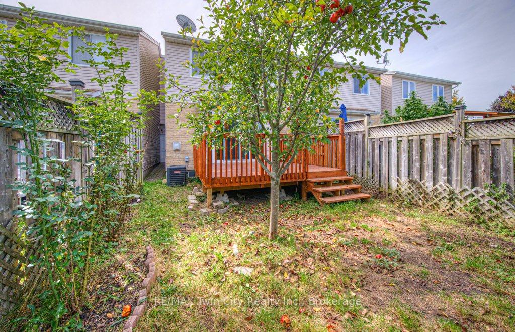 Photo 32 of 305 Brembel Crescent, Kitchener — HOMEH
