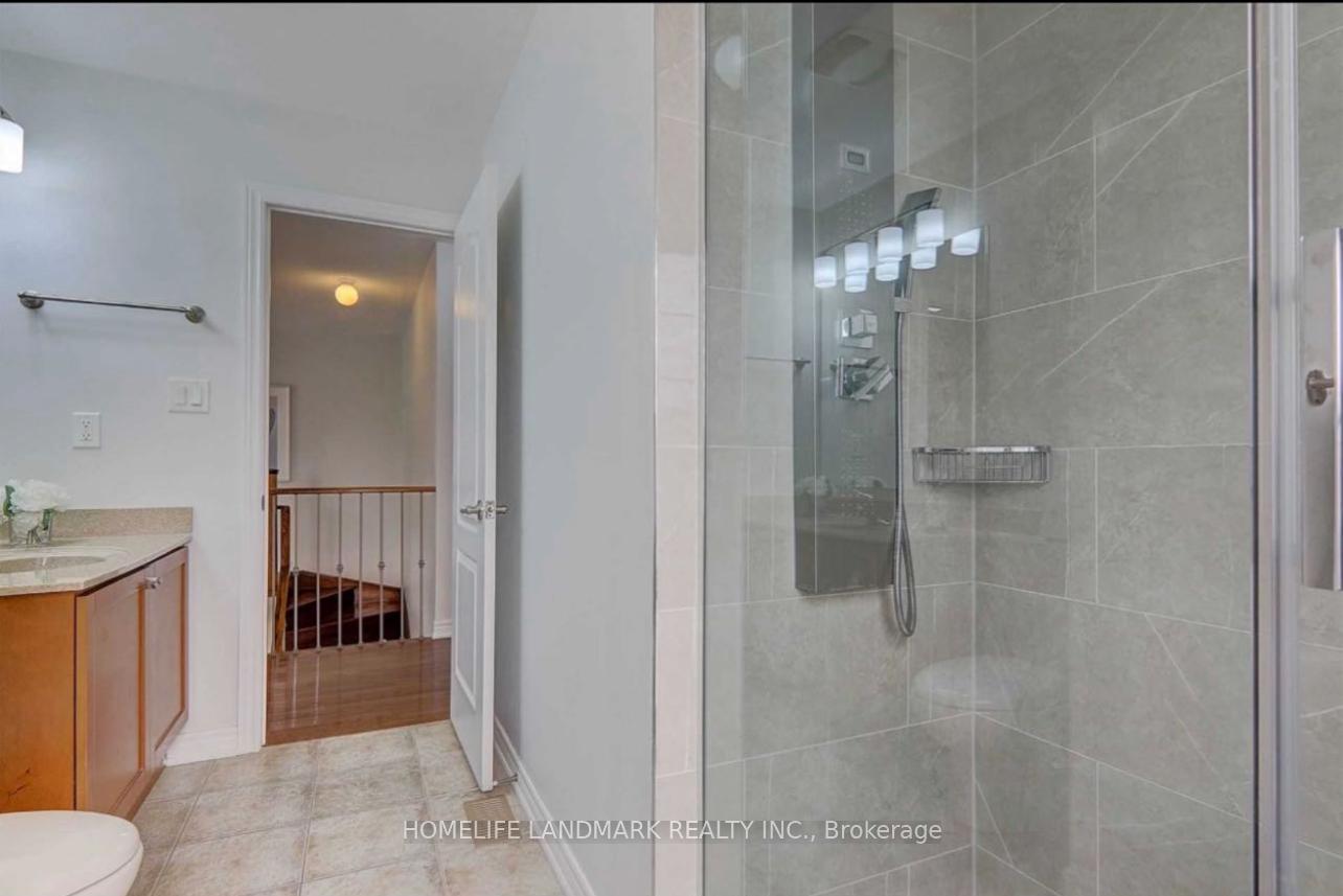 Photo 6 of Unit Upper 2, 81 Appleview Road, Markham, Greensborough — HOMEH