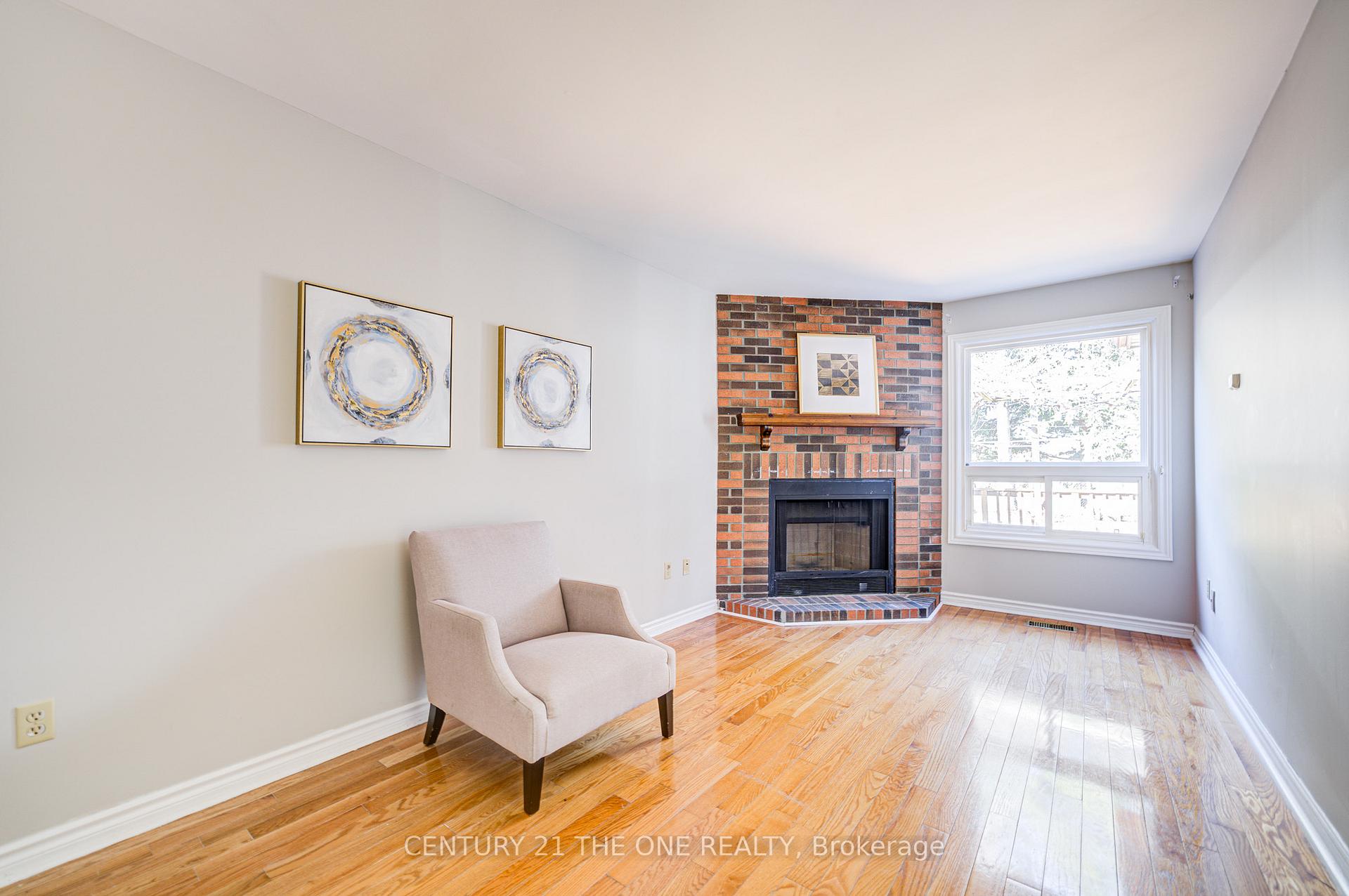 Photo 12 of 12 Featherstone Avenue, Markham, Middlefield — HOMEH