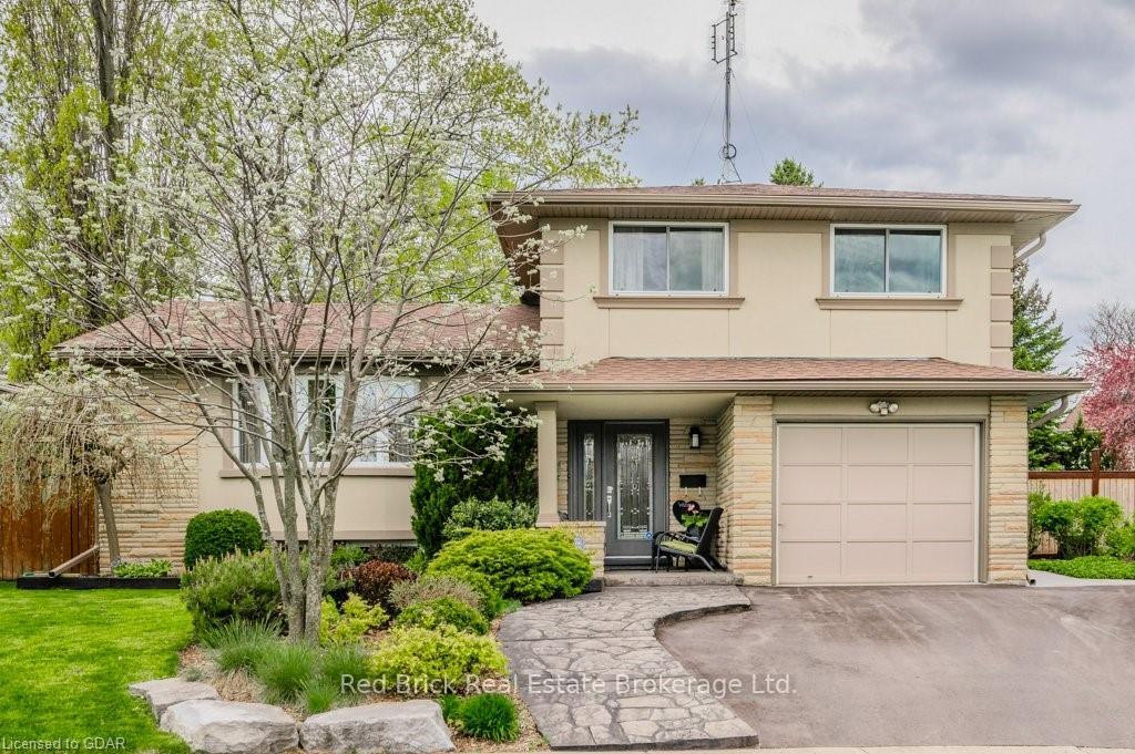 Photo 1 of 31 Kingston Crescent, Kitchener — HOMEH